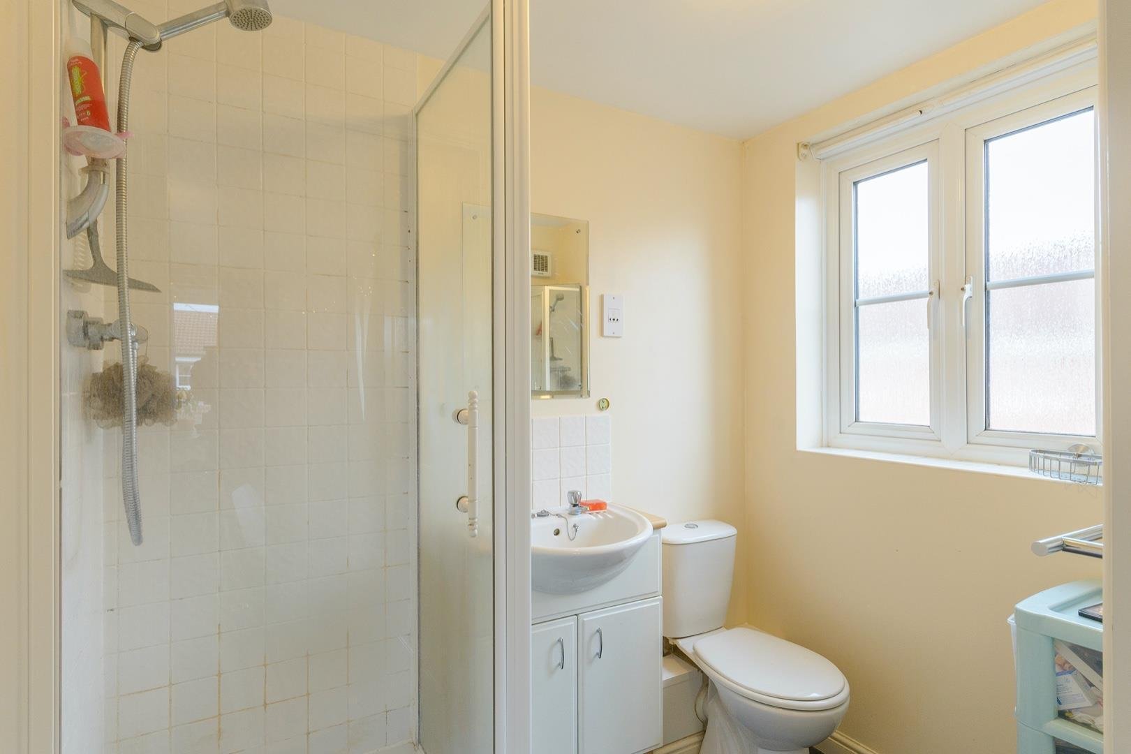 Bristol south end bedminster 31107014 dnehtuoslotsirb28 ensuite b