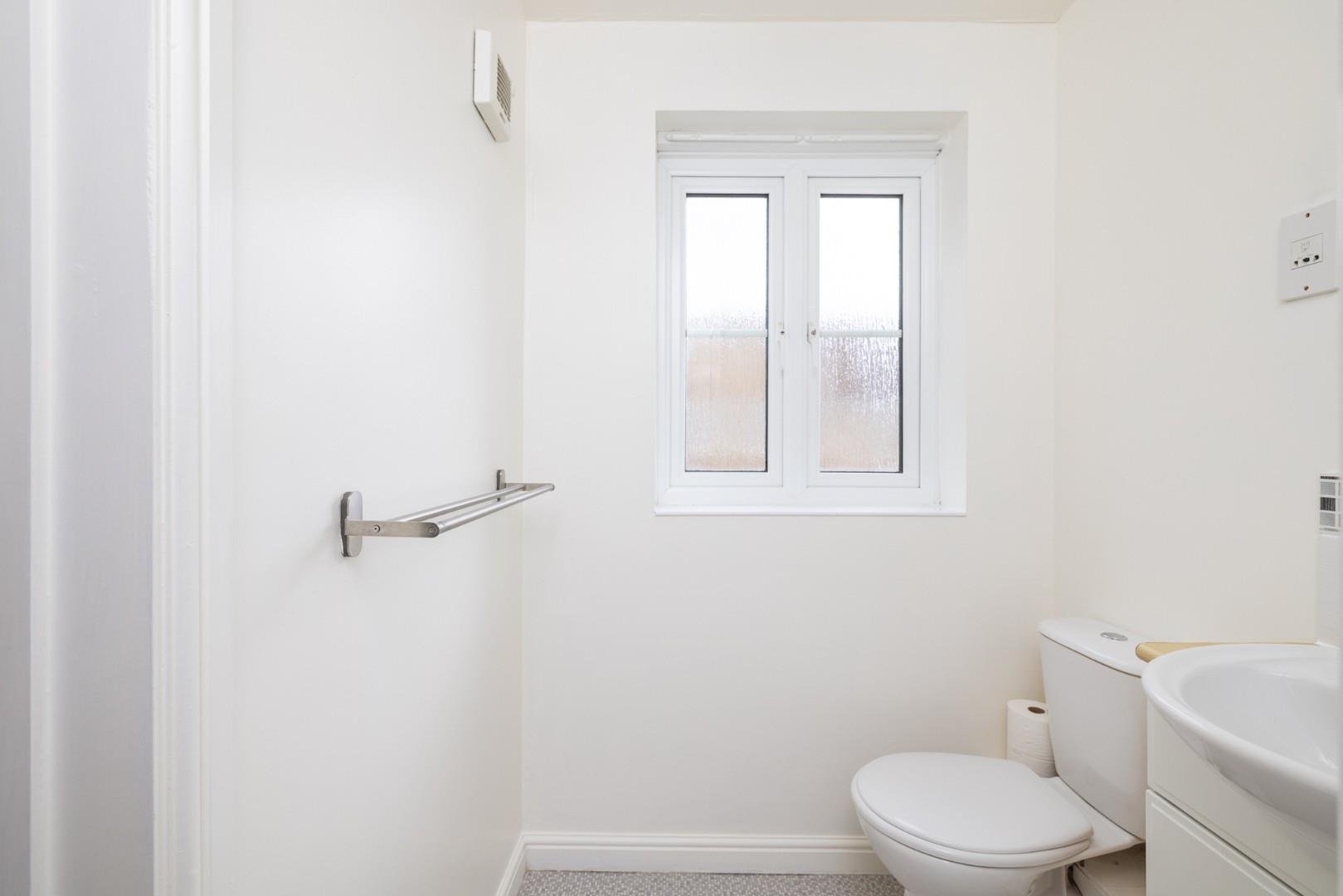 Bristol south end bedminster 34702345 char9973
