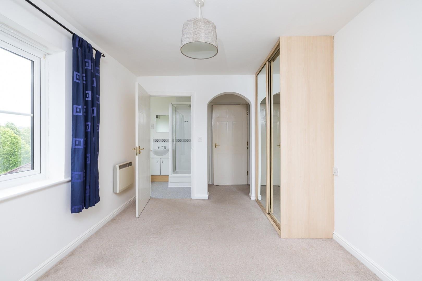 Bristol south end bedminster 34702345 char9975