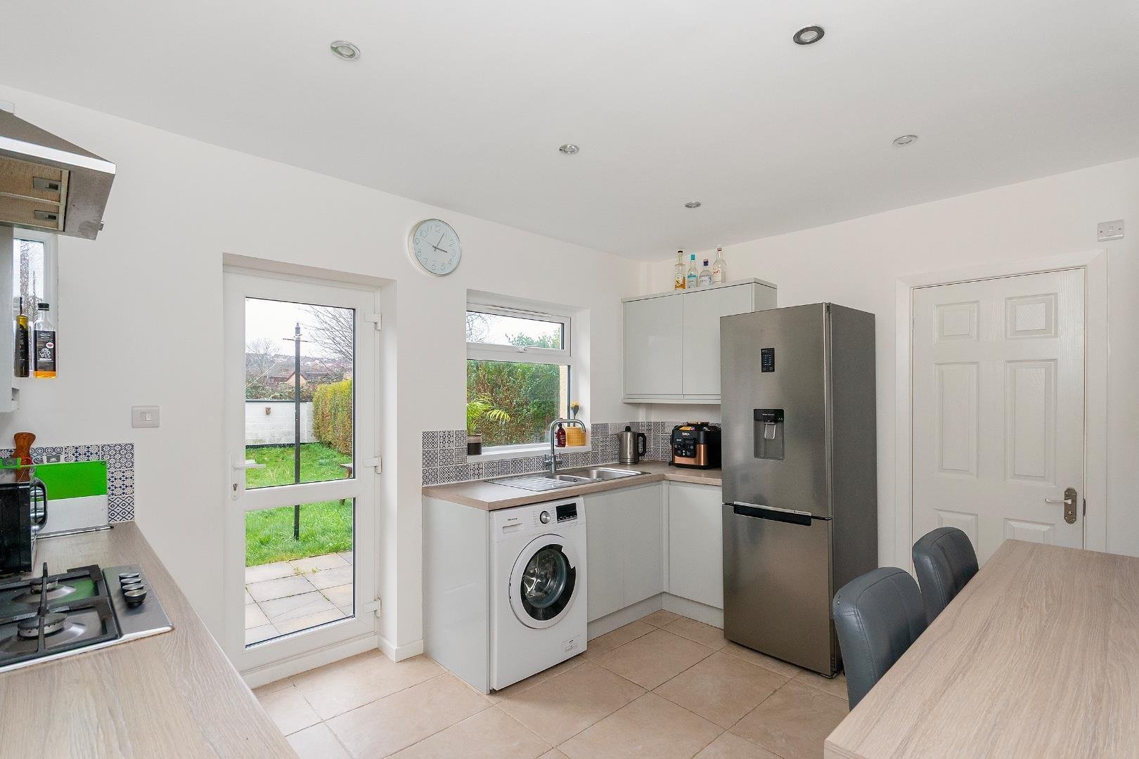 Brixham road bedminster 34367781 3 b8 rbr kitchen a