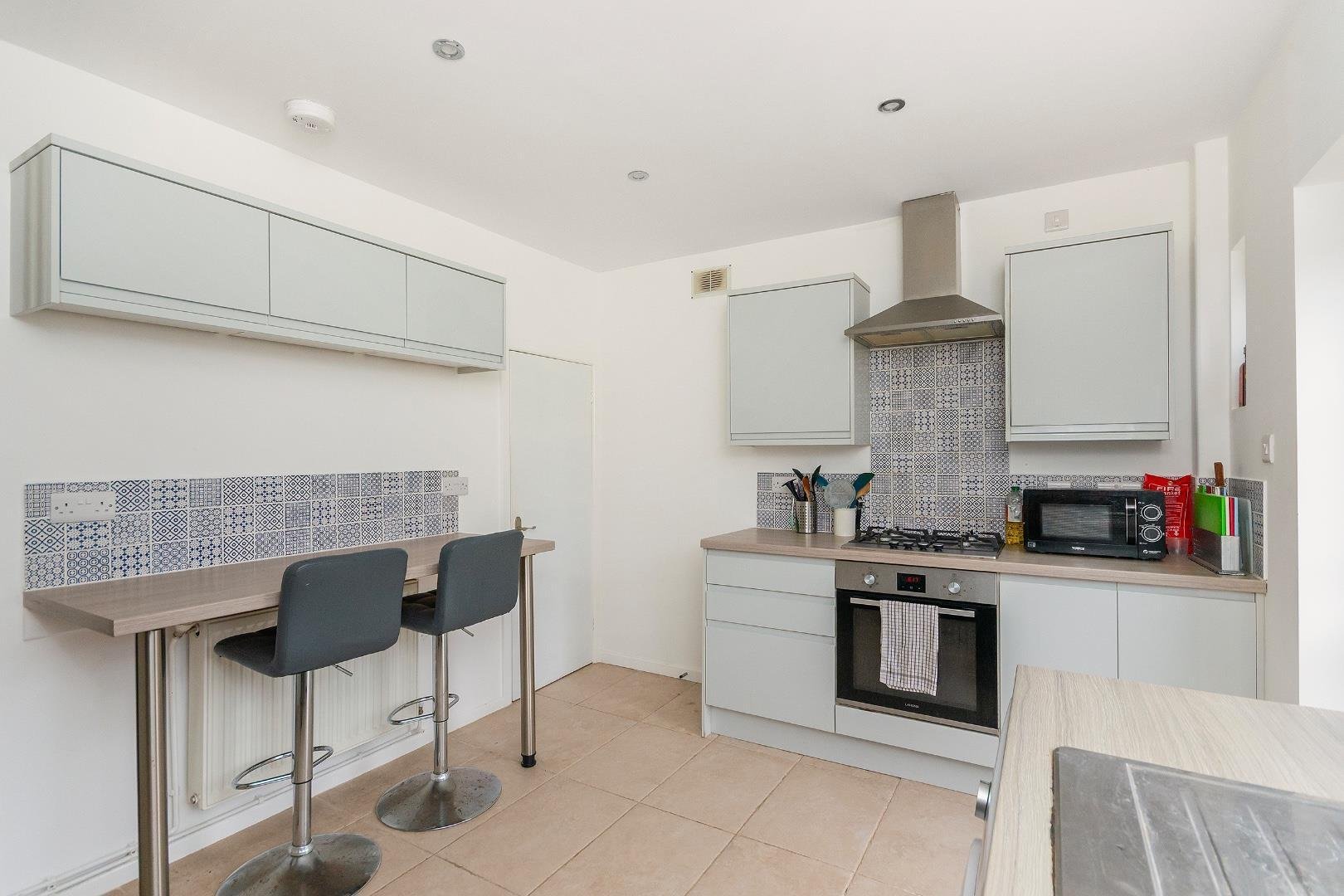 Brixham road bedminster 34367781 3 b8 rbr kitchen b