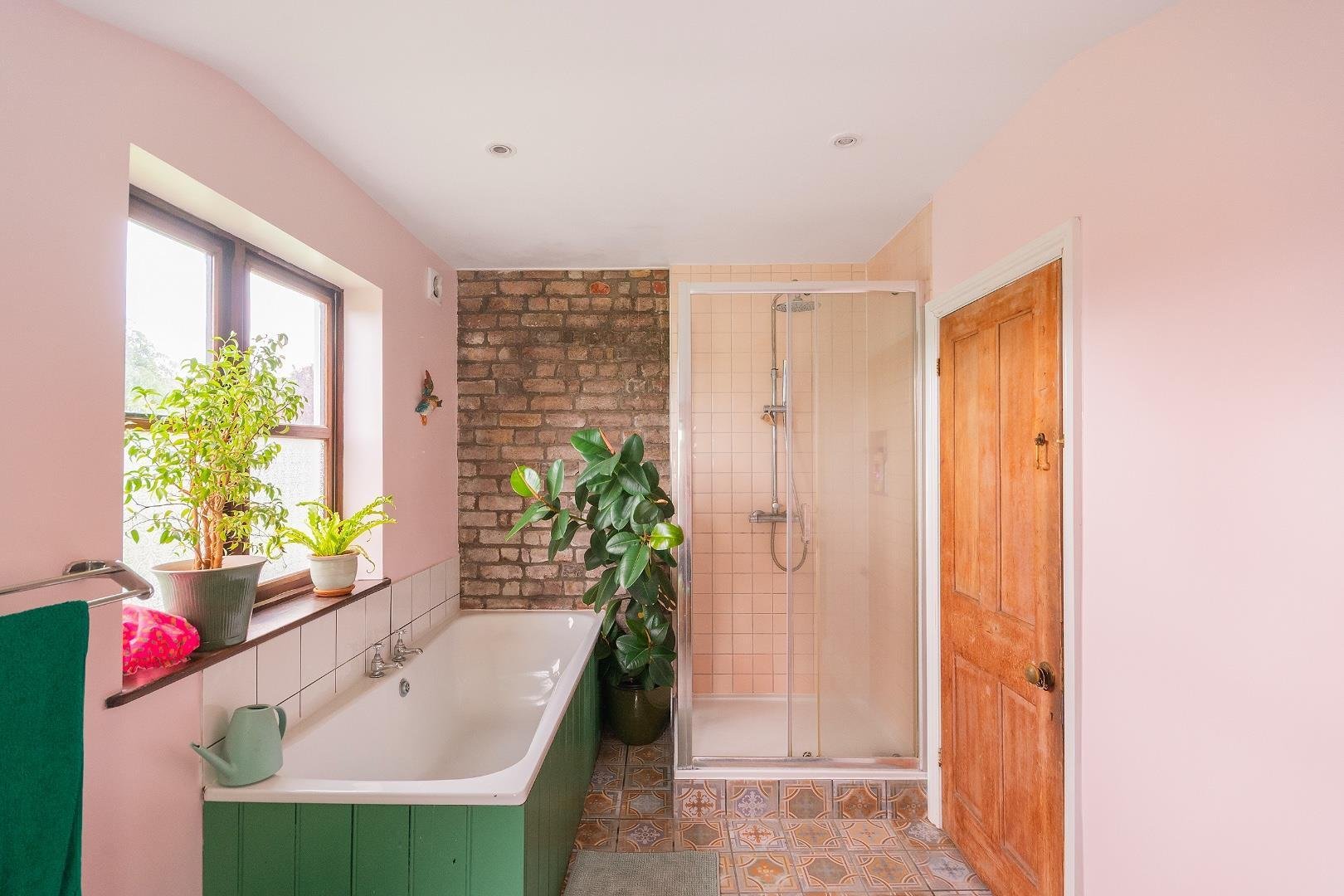 Bromley road ashley down 34791180 4 b8 rad bathroom c