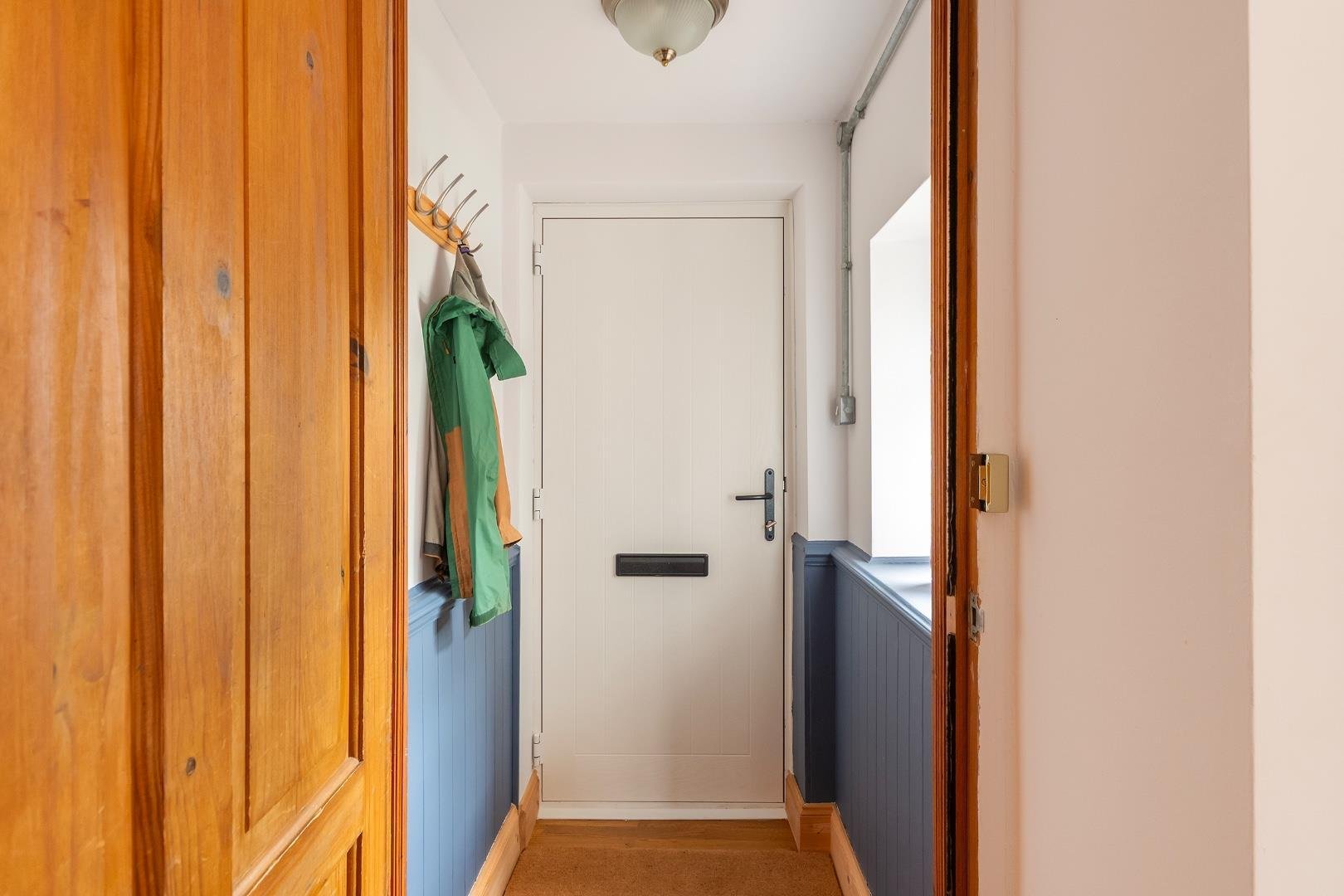 Bryants hill troopers hill 33821572 1 b0 h9 hn porch a