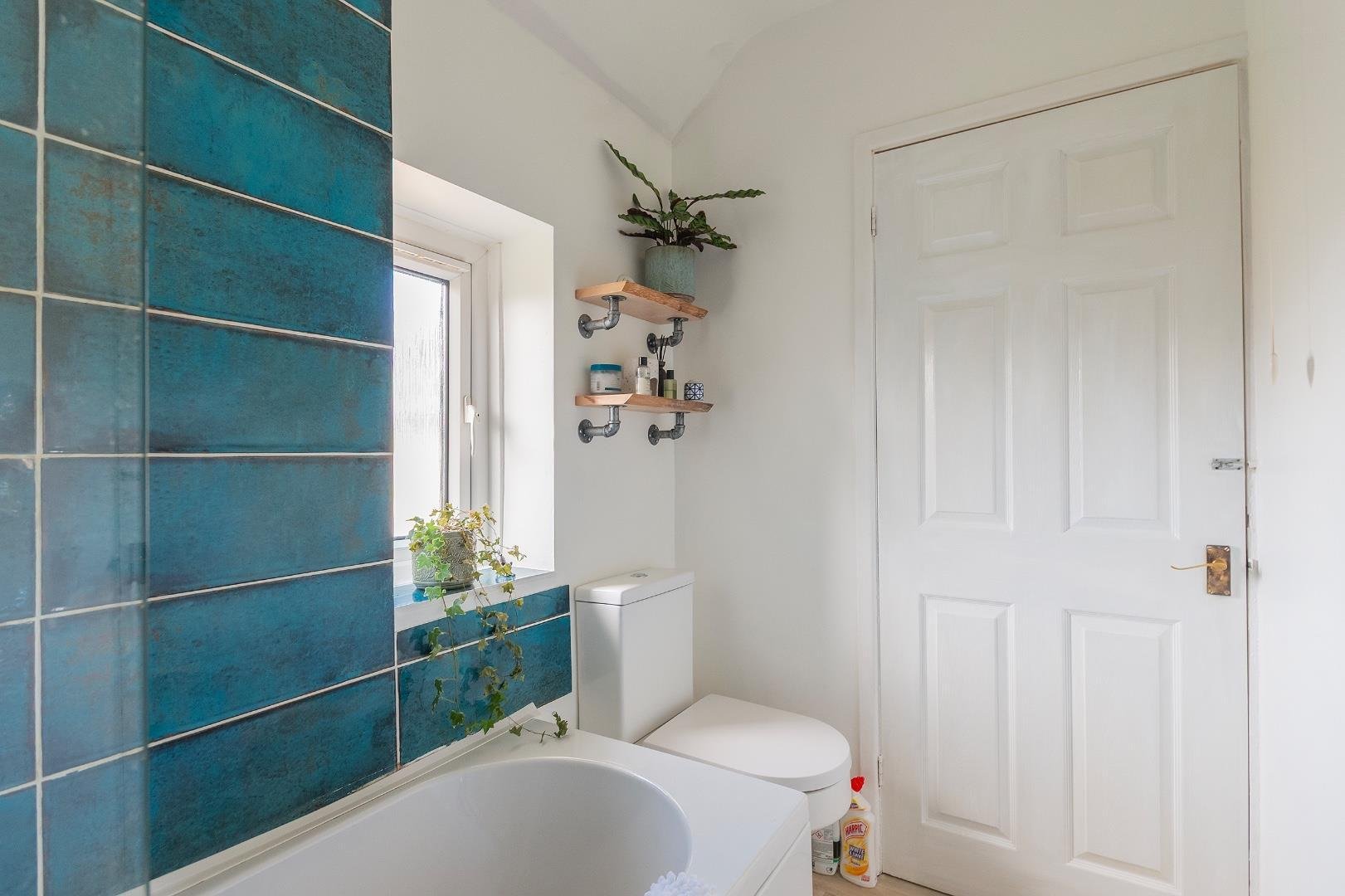 Bushythorn road chew stoke 33766654 0 b2 trcs bathroom a