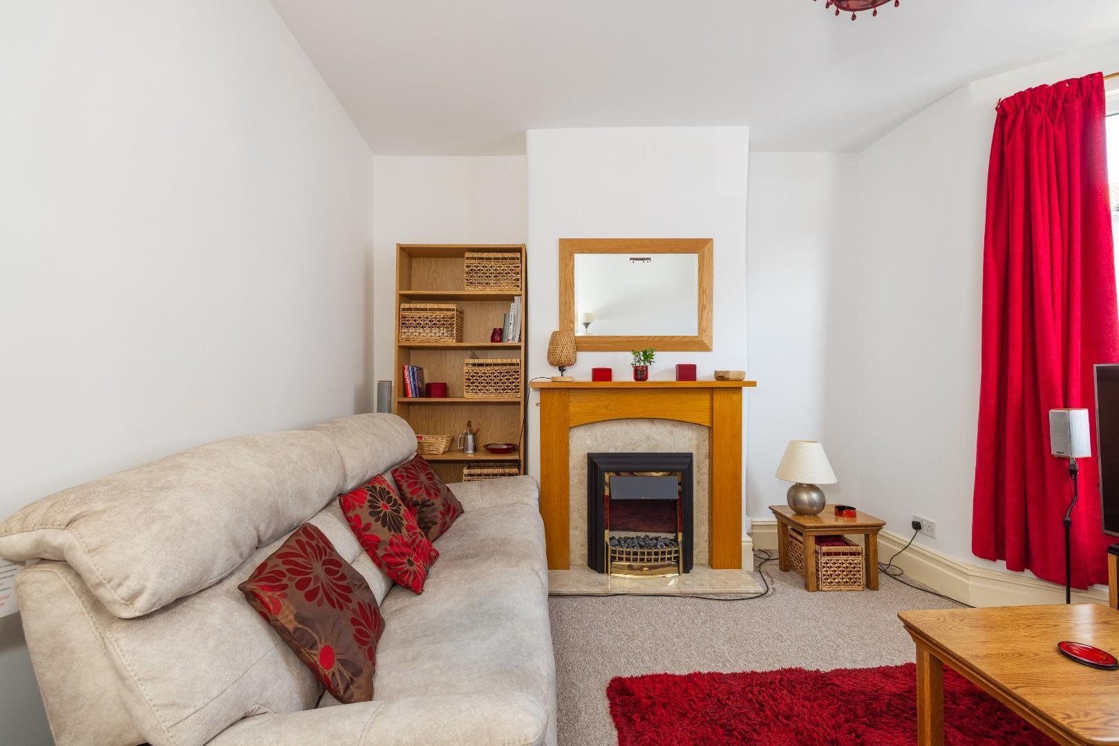 Carlton park redfield 34602935 char0099