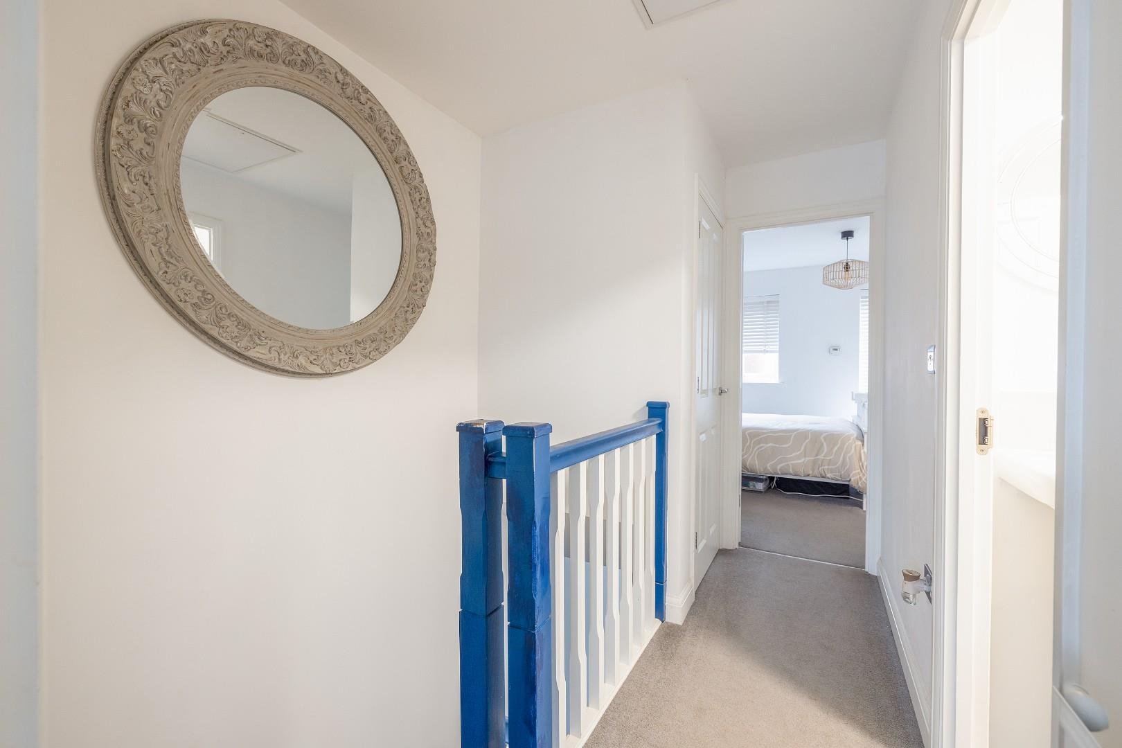 Casey close knowle 33625963 cd7 a0533