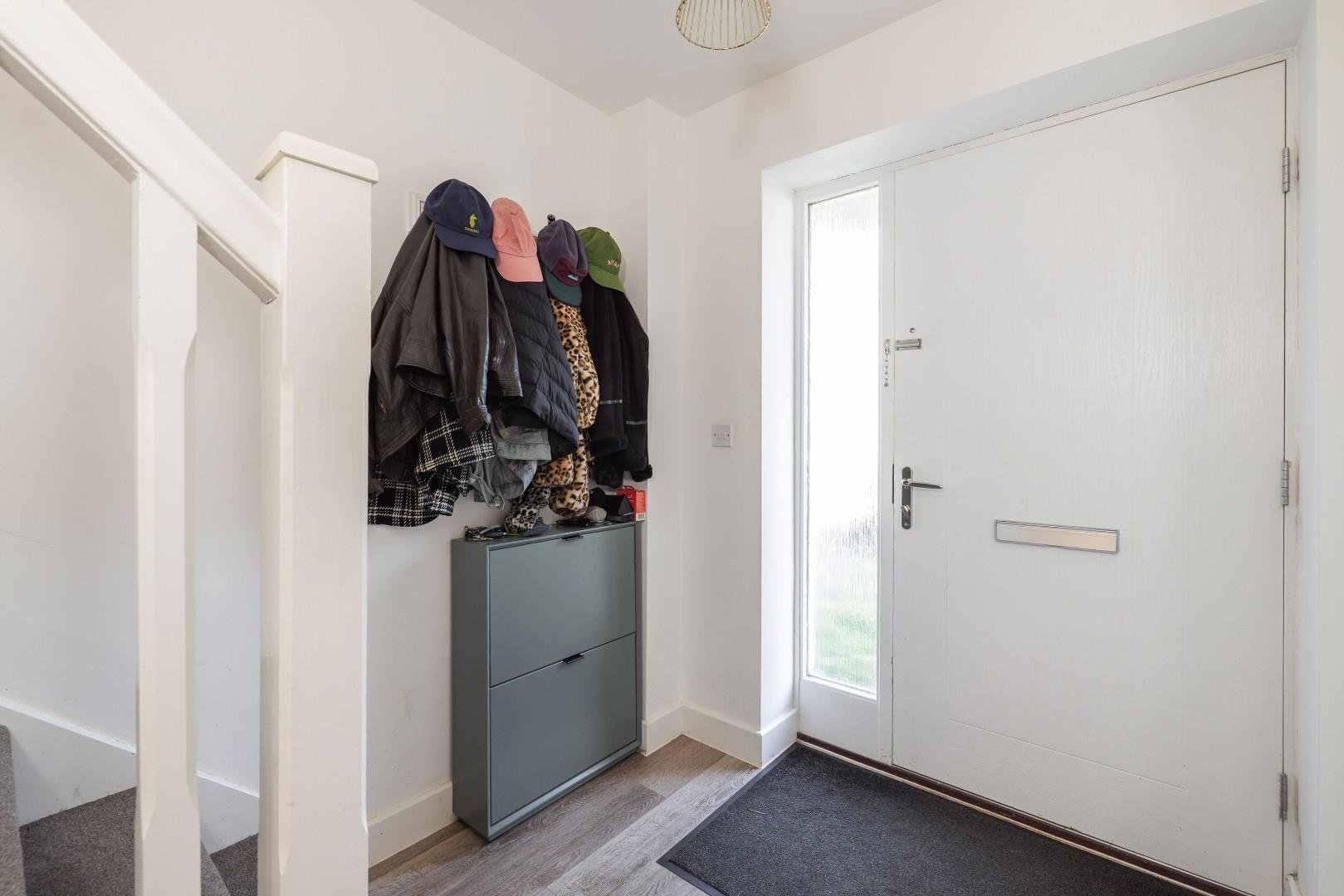 Chapel road fishponds 34646464 char9487