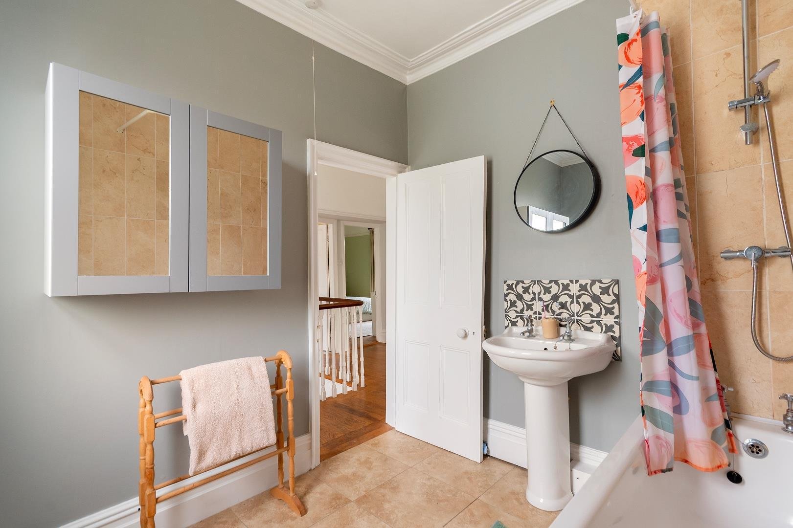 Cheltenham road cotham 34517402 1 c6 r9 acm bathroom a