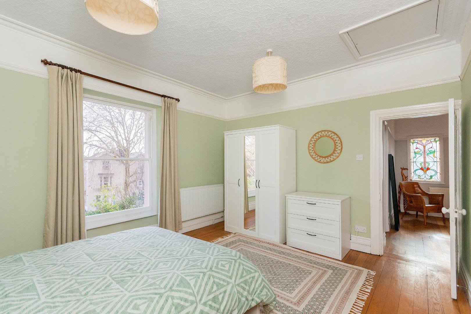 Cheltenham road cotham 34517402 1 c6 r9 acm bedroom g
