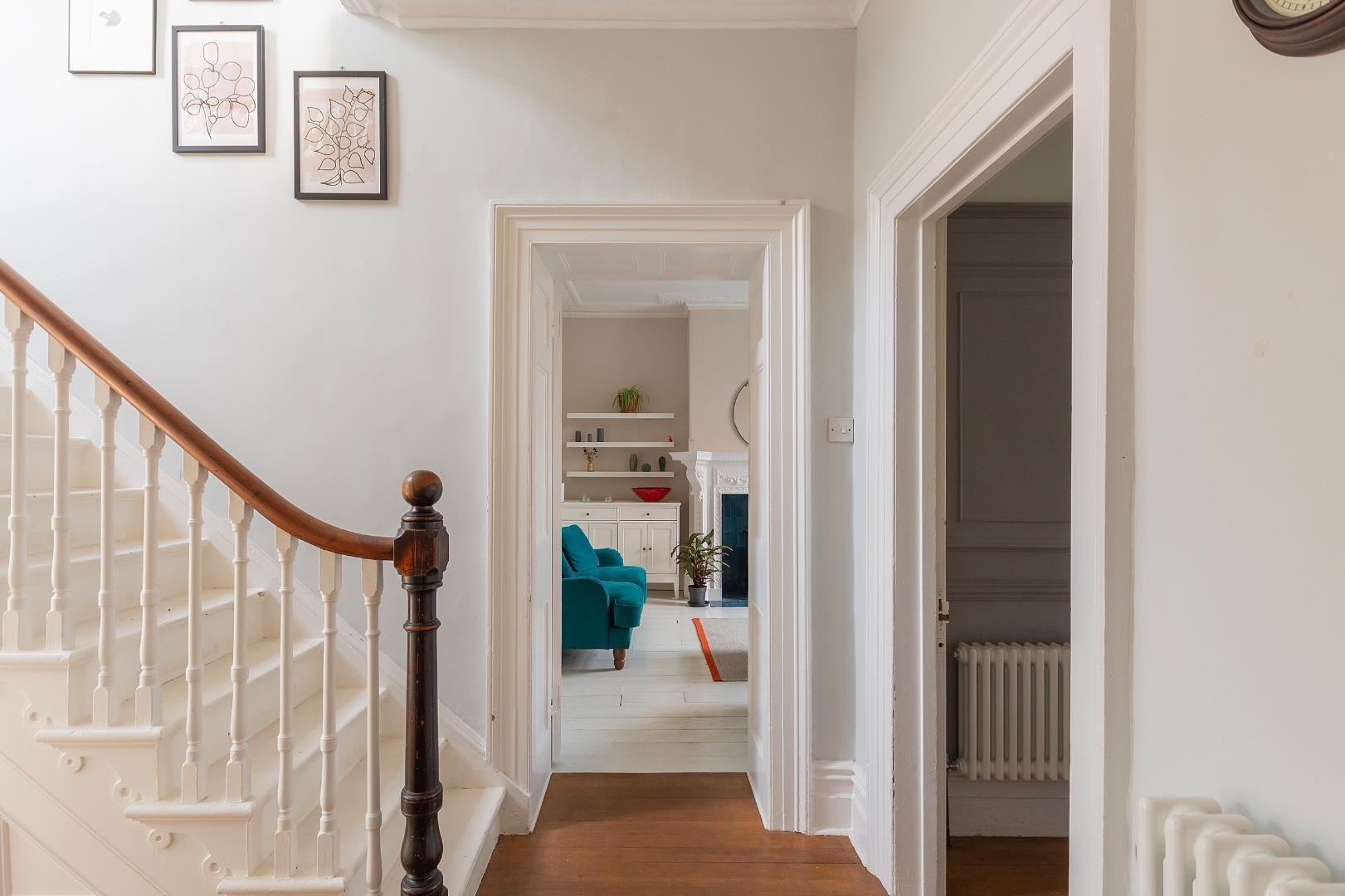 Cheltenham road cotham 34517402 1 c6 r9 acm hallway a