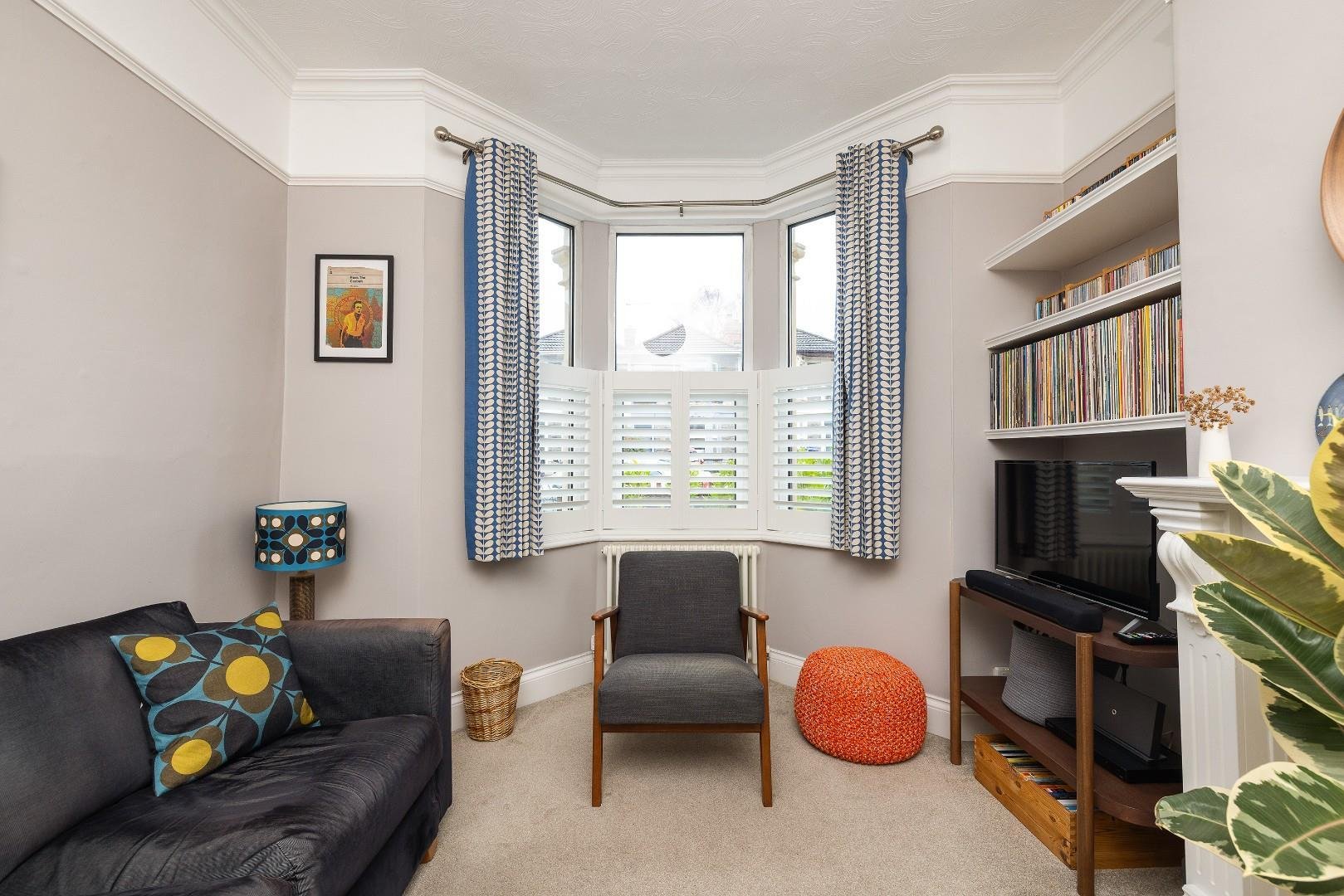 Chester park road fishponds 34370049 char4849