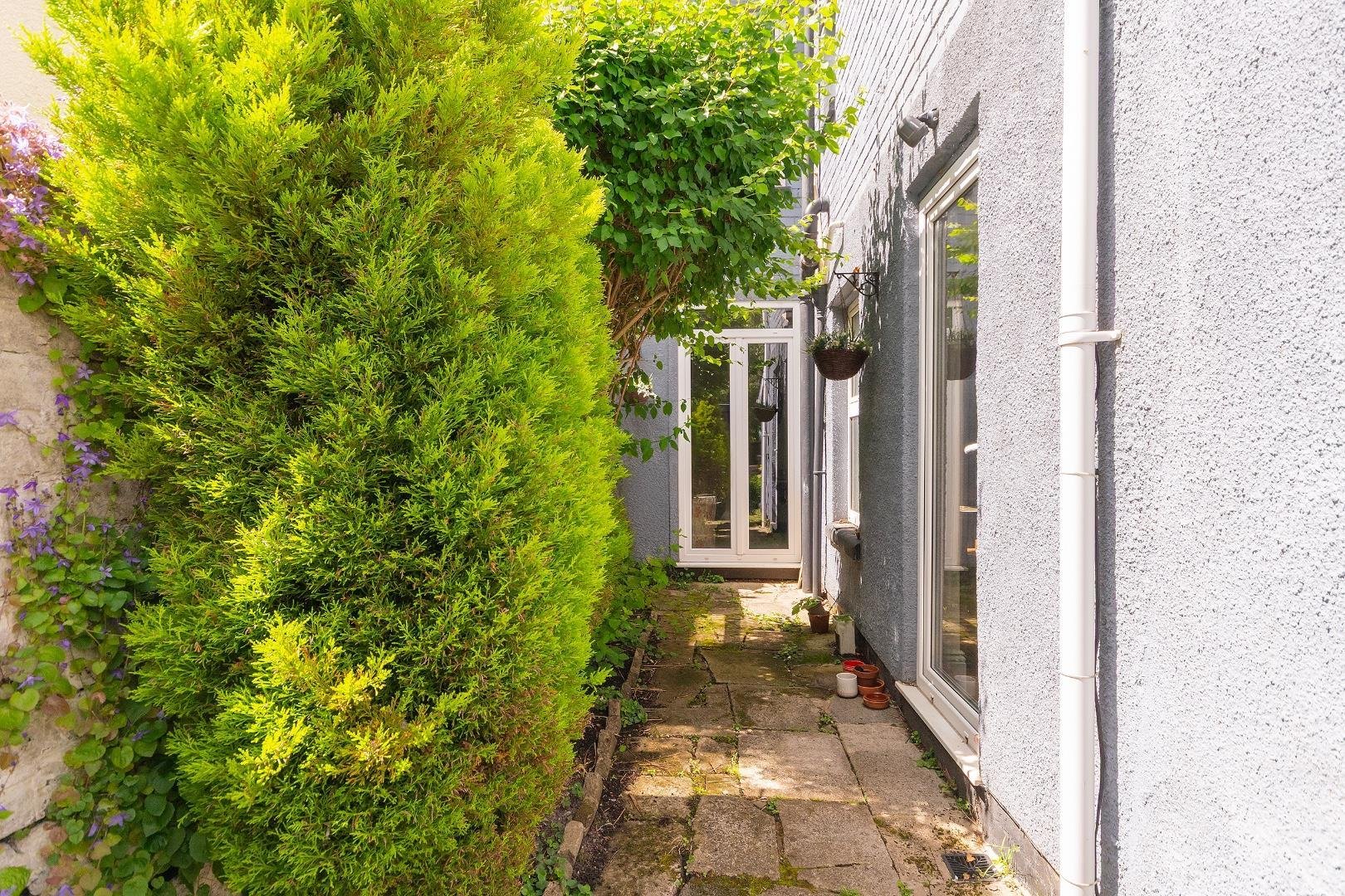 Chester park road fishponds 34788286 1 c5 prsl external d