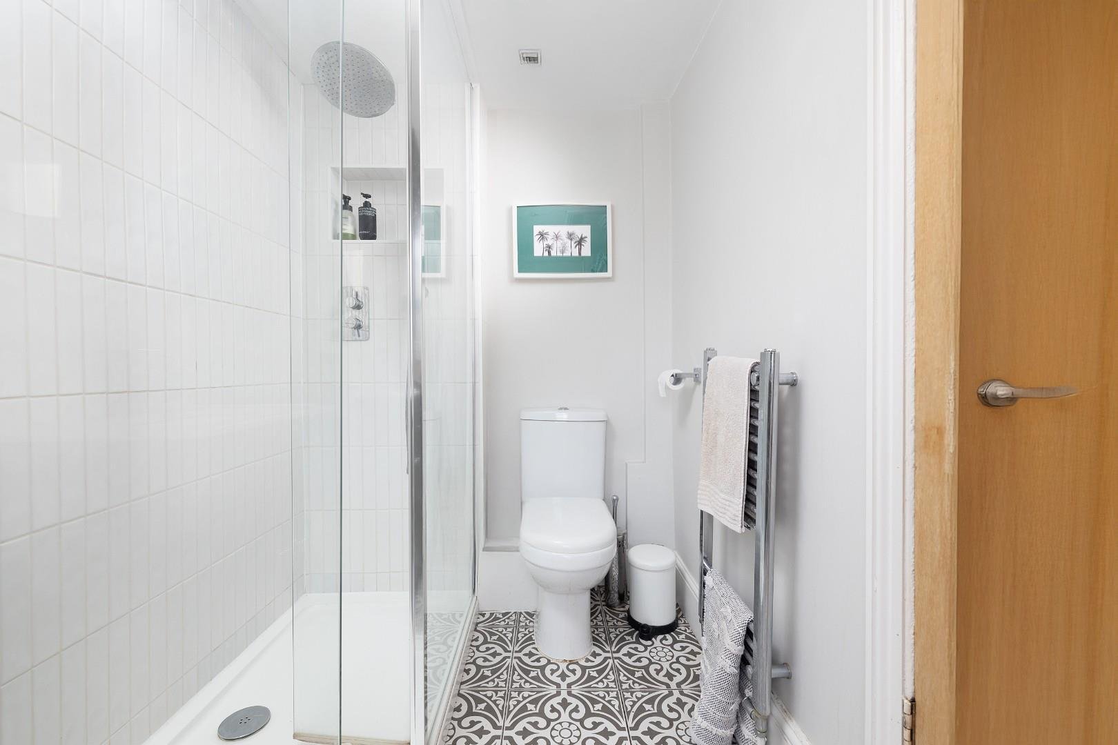 Clare road cotham 33602804 cd7 a9396