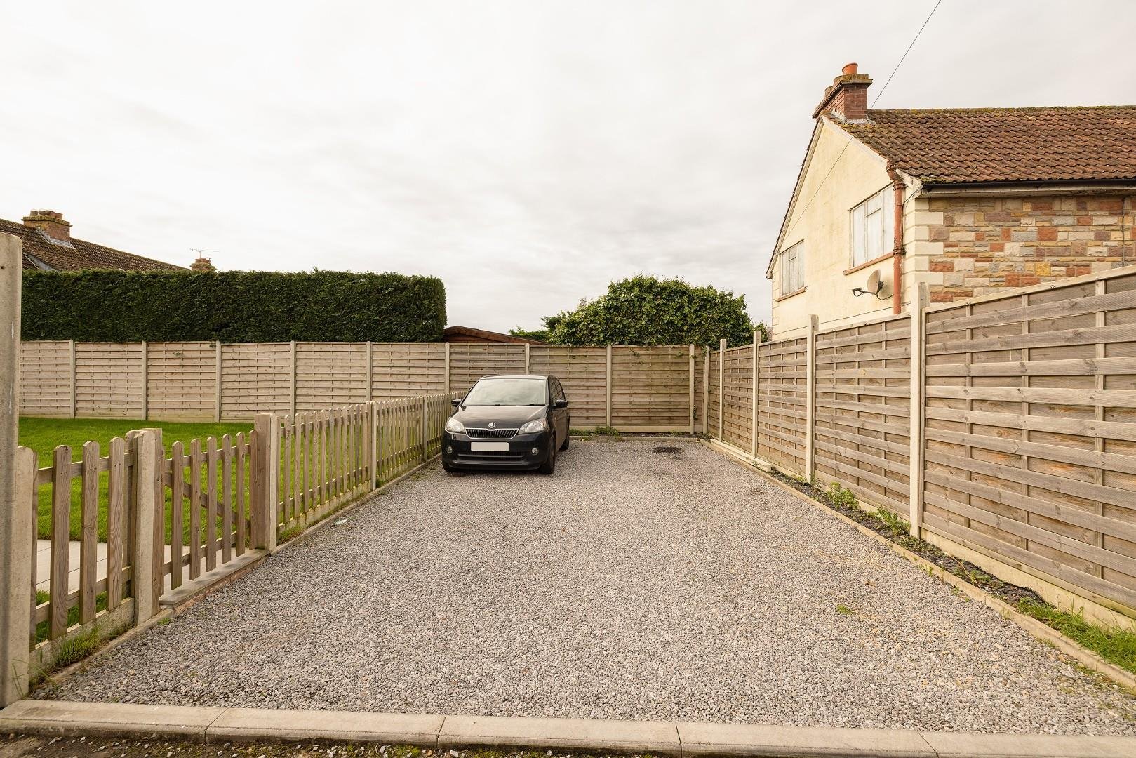 Claverham road claverham 34529892 char7080