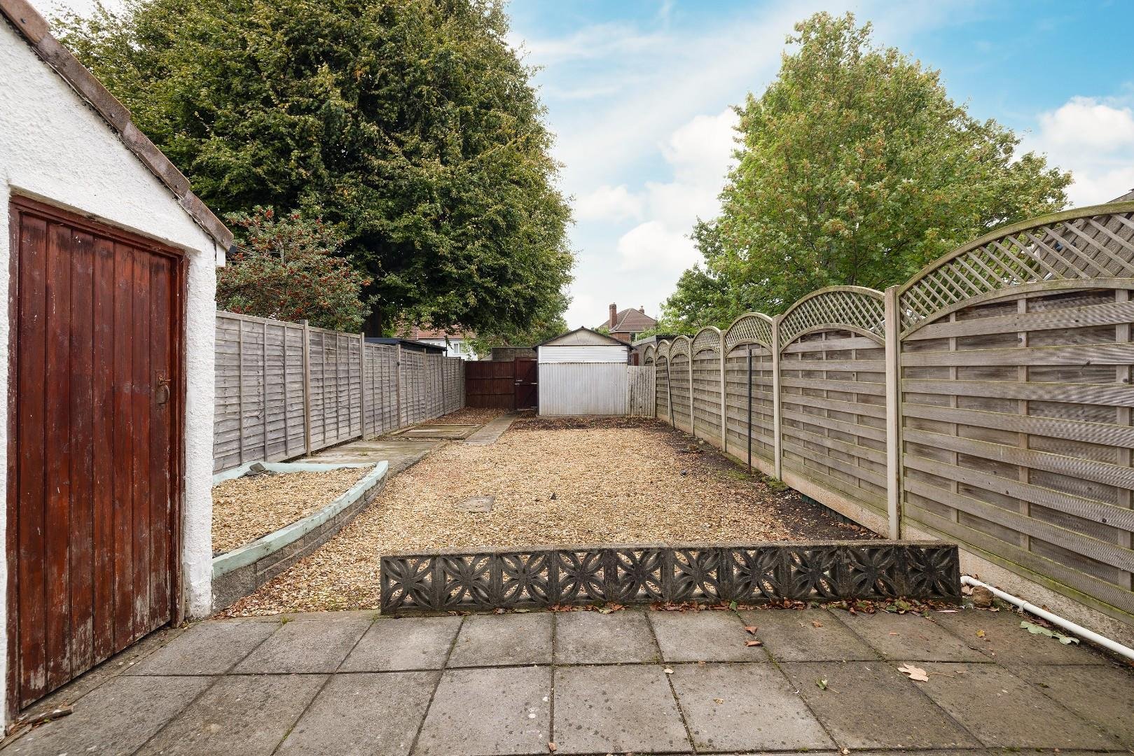 Claverham road fishponds 33835678 014 a5641