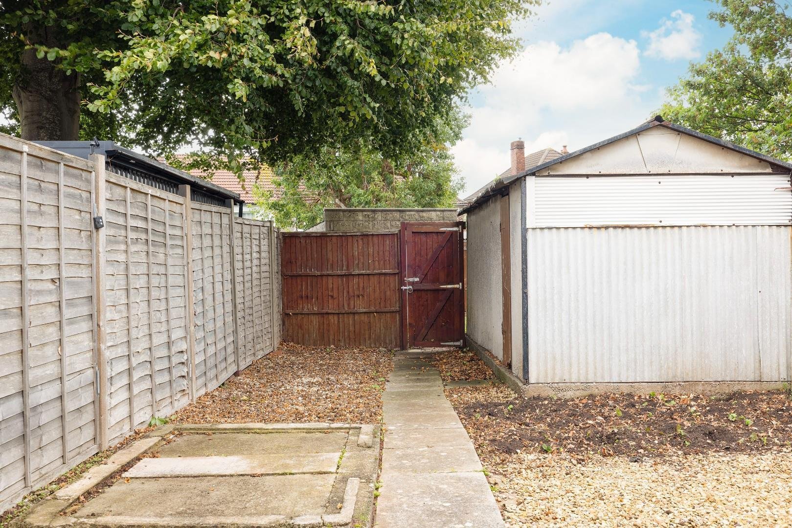 Claverham road fishponds 33835678 014 a5644