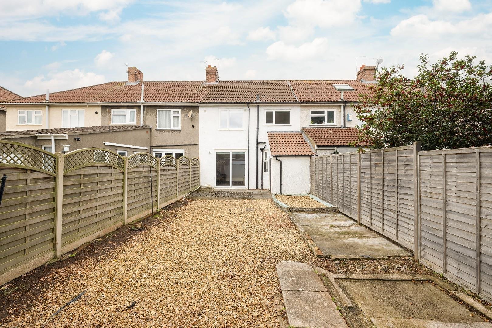 Claverham road fishponds 33835678 014 a5646