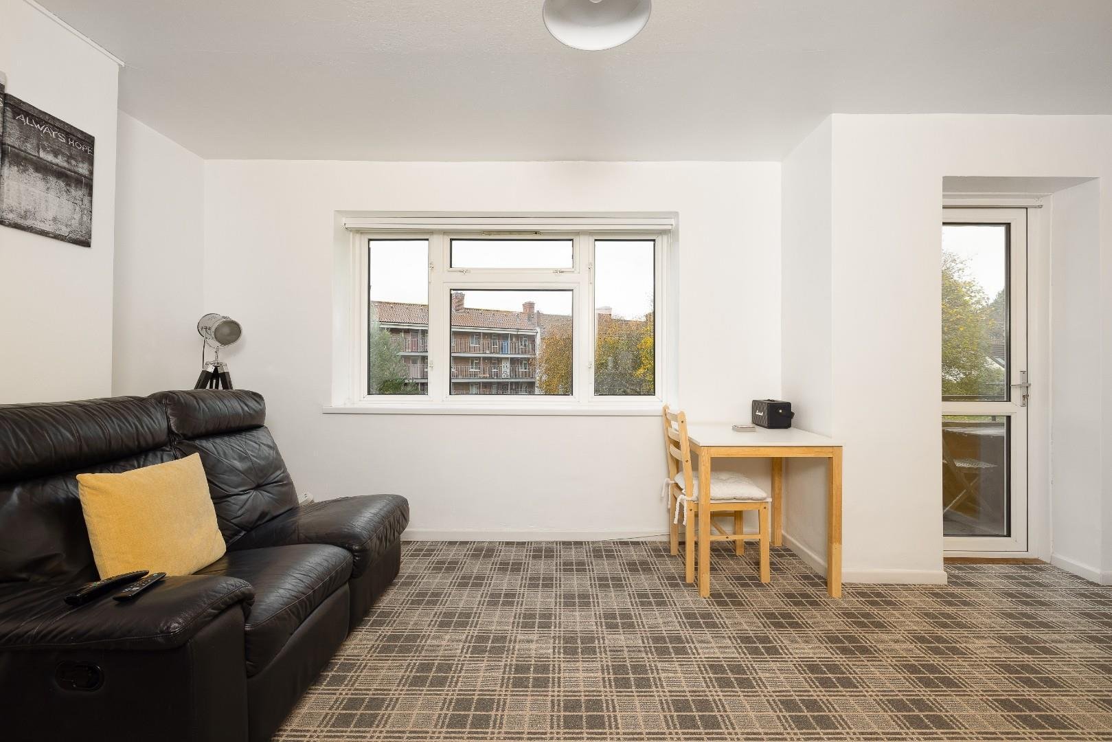 Clifton vale close cliftonwood 34312794 char8892 edit