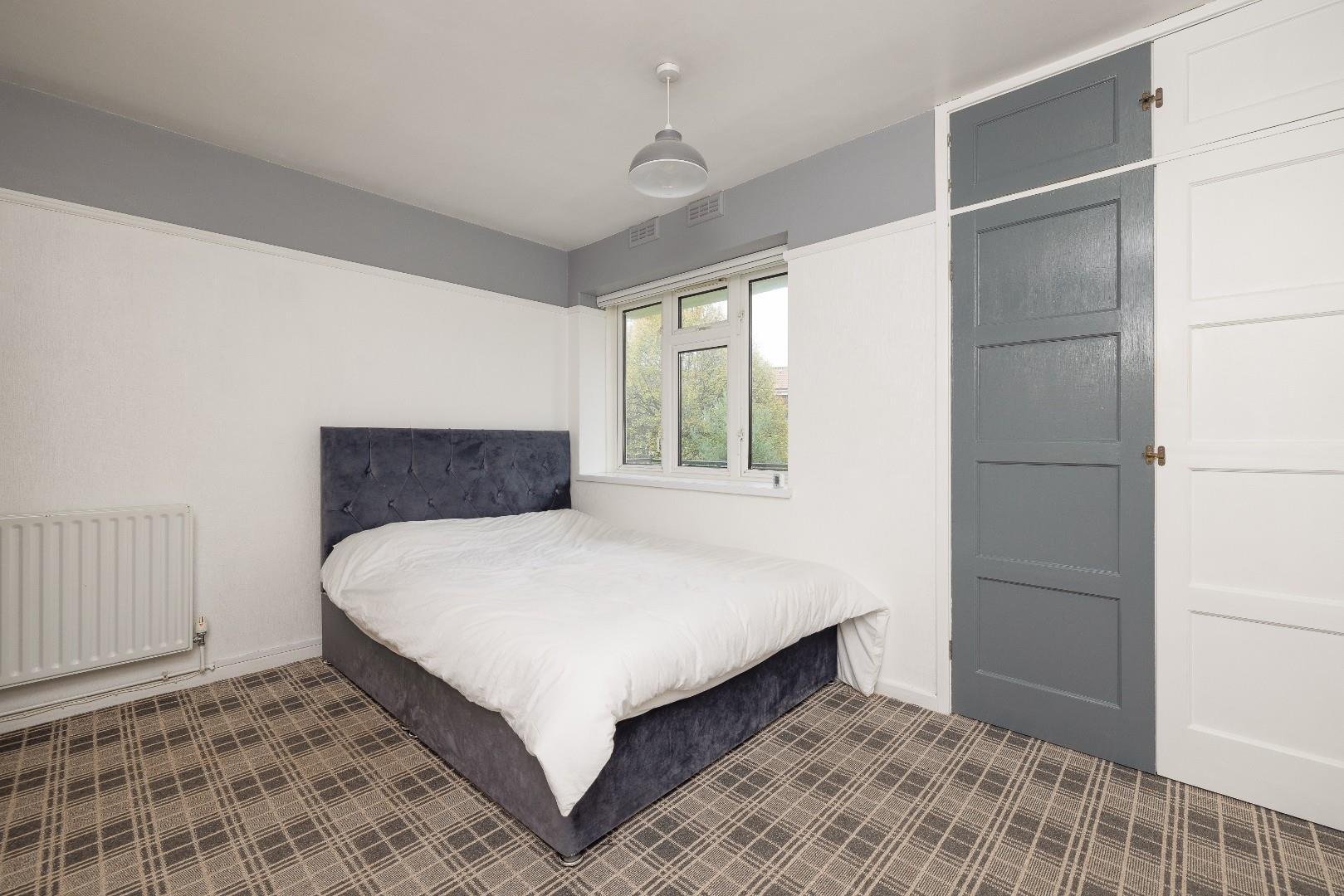 Clifton vale close cliftonwood 34312794 char8907 edit