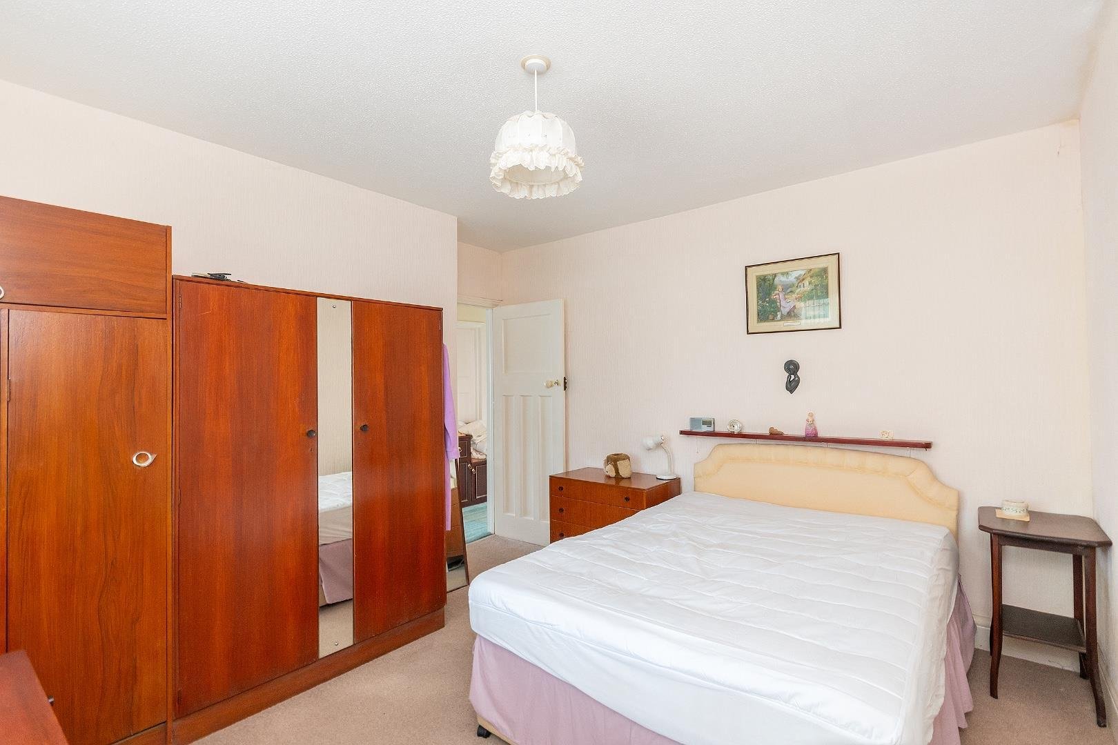 Clive road whitchurch 33614388 0 c5 rwh bedroom b