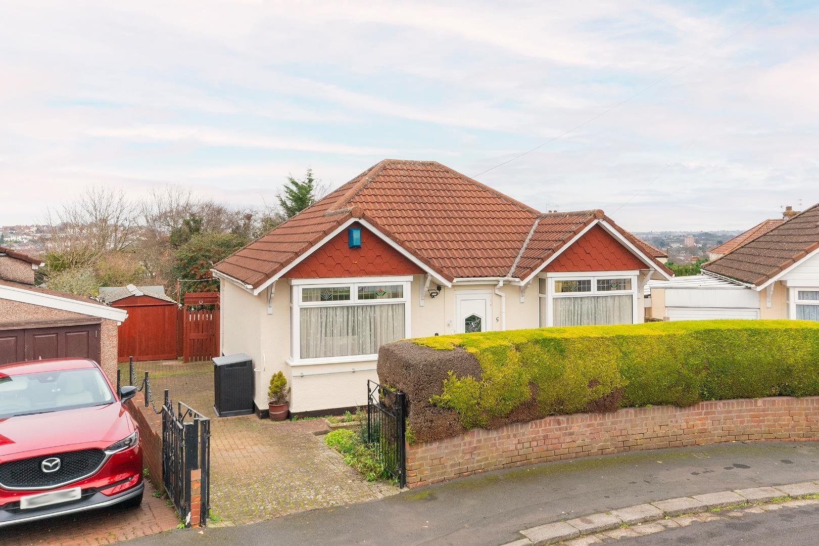 Clive road whitchurch 33614388 0 c5 rwh external c