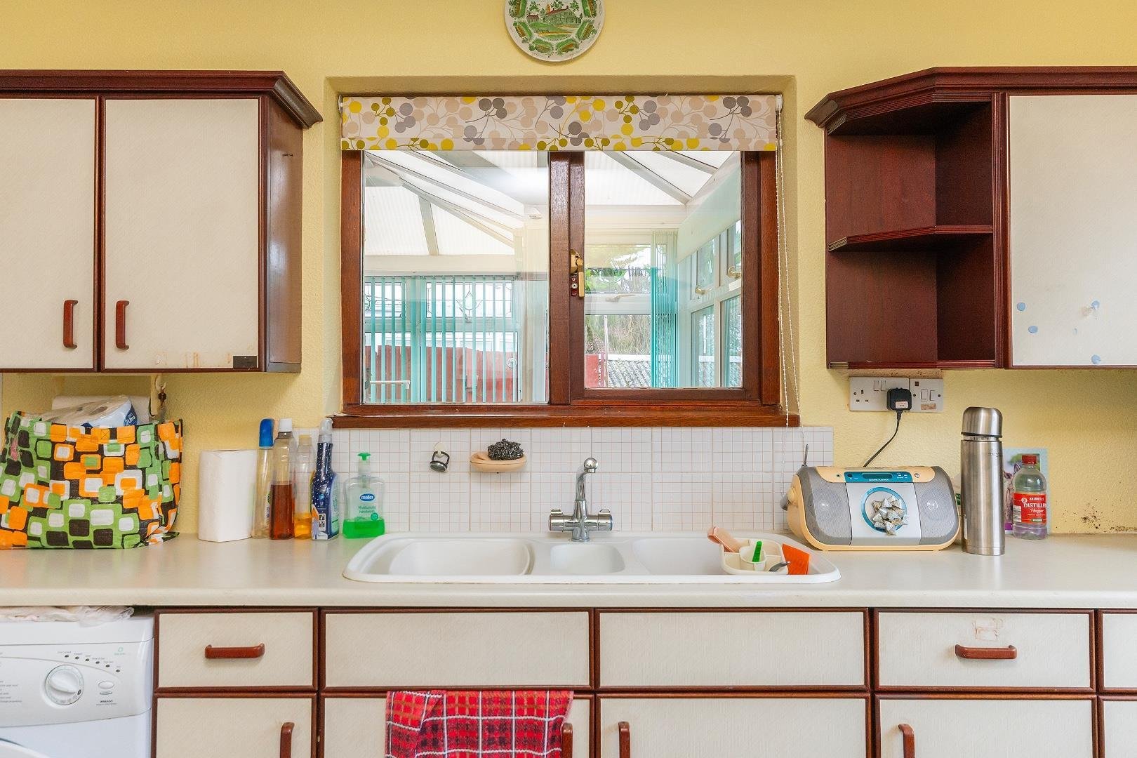 Clive road whitchurch 33614388 0 c5 rwh kitchen a