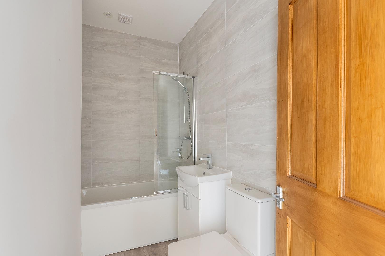 Clouds hill avenue st george 33797271 6 c4 hasg bathroom b