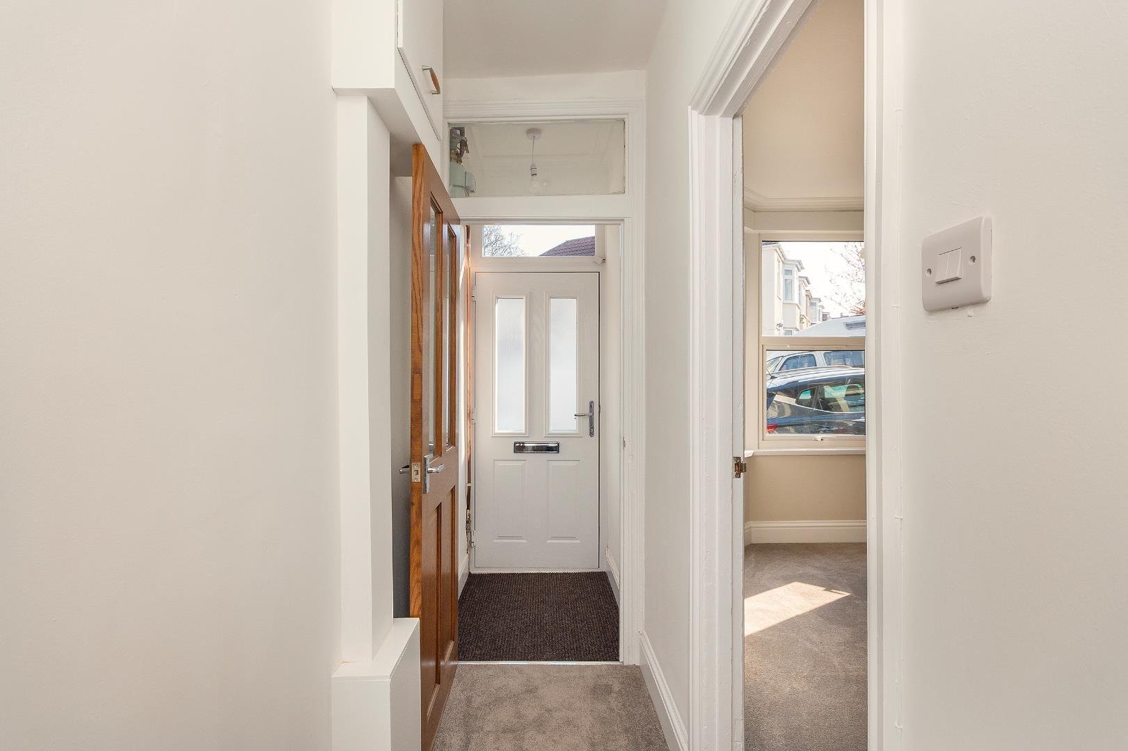 Clouds hill avenue st george 33797271 6 c4 hasg hallway b