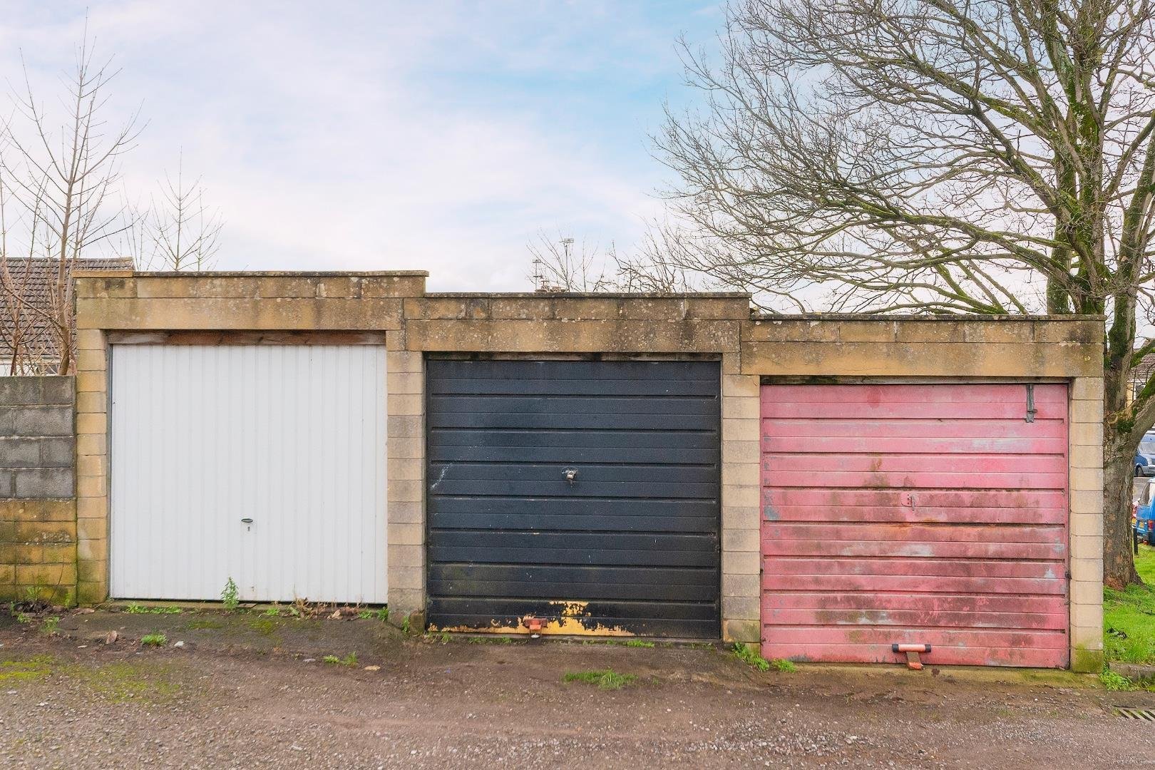 Clyde gardens troopers hill 34496974 0 c8 gsg garage a