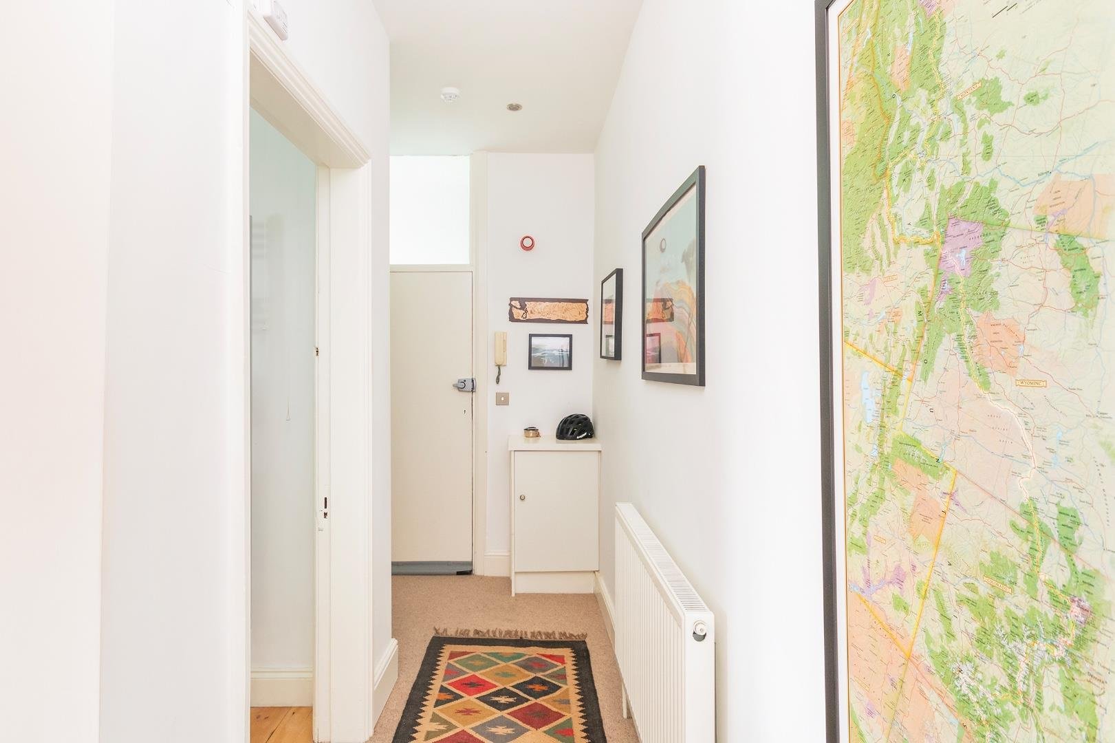 Coronation road southville 33680146 3 c1 r2 s7 e hallway a