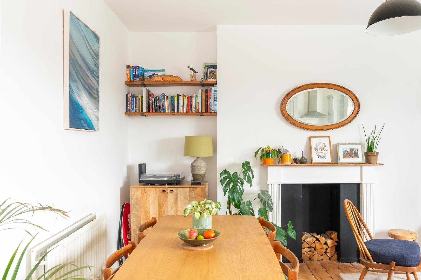 Coronation road southville 33680146 3 c1 r2 s7 e reception g