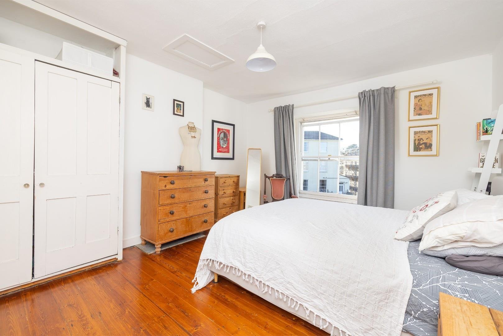 Cotham grove cotham 34423226 char6664