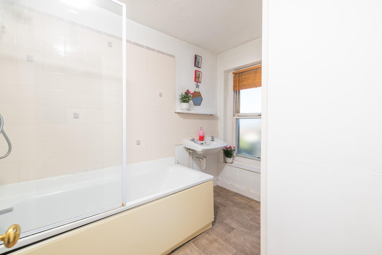 Cotham grove cotham 34423226 char6696