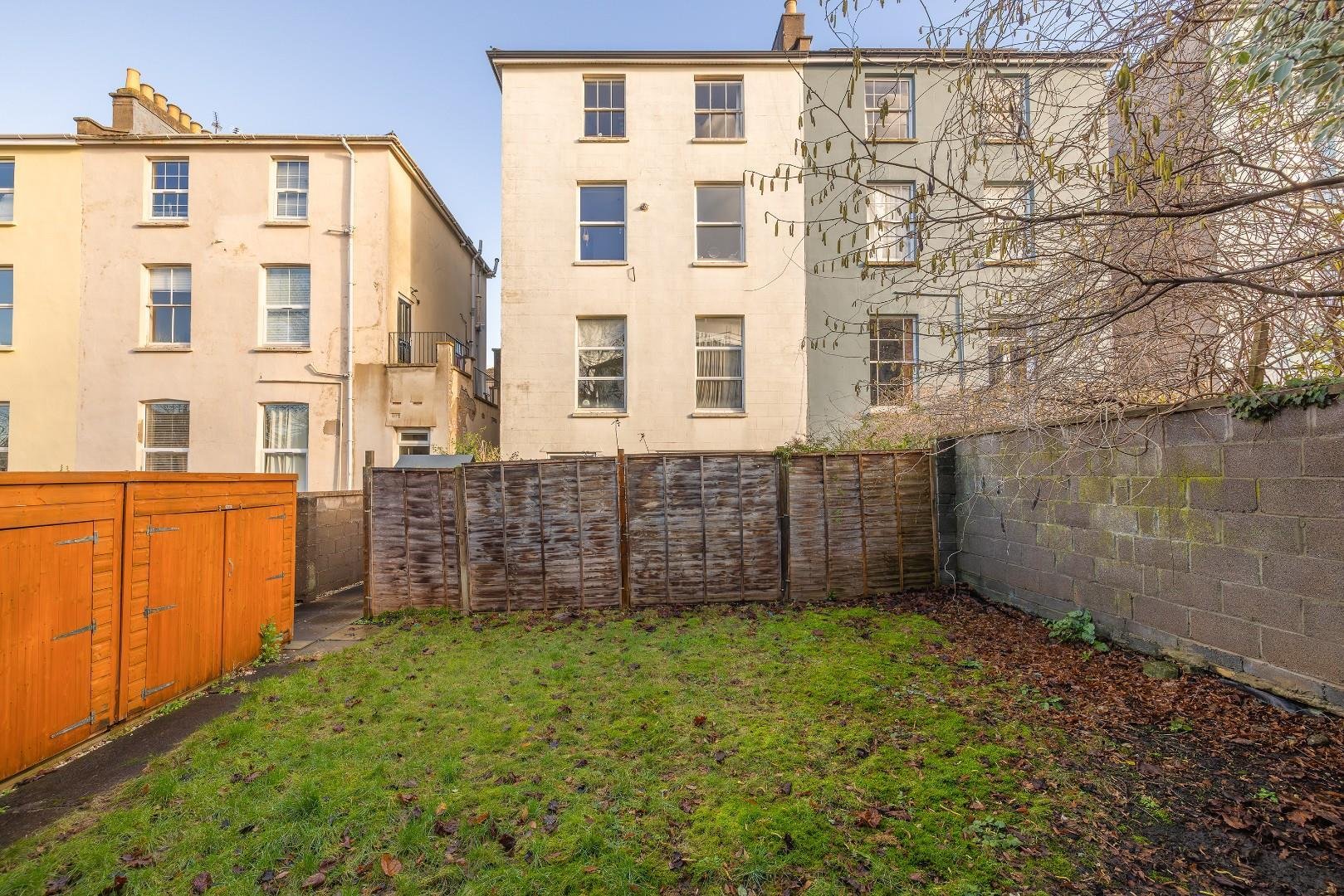 Cotham grove cotham 34423226 char6720