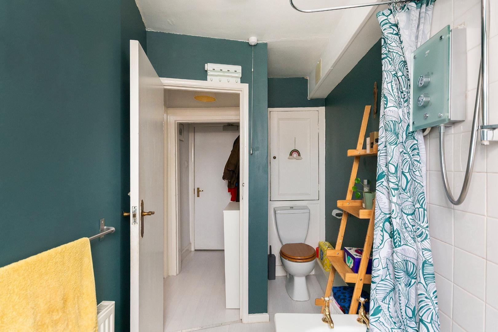 Cotham place cotham 33270645 3 c6 pcm bathroom a