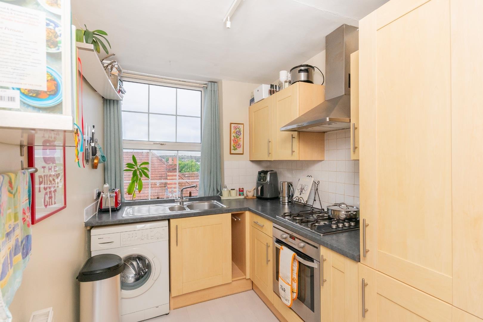 Cotham place cotham 33270645 3 c6 pcm kitchen c