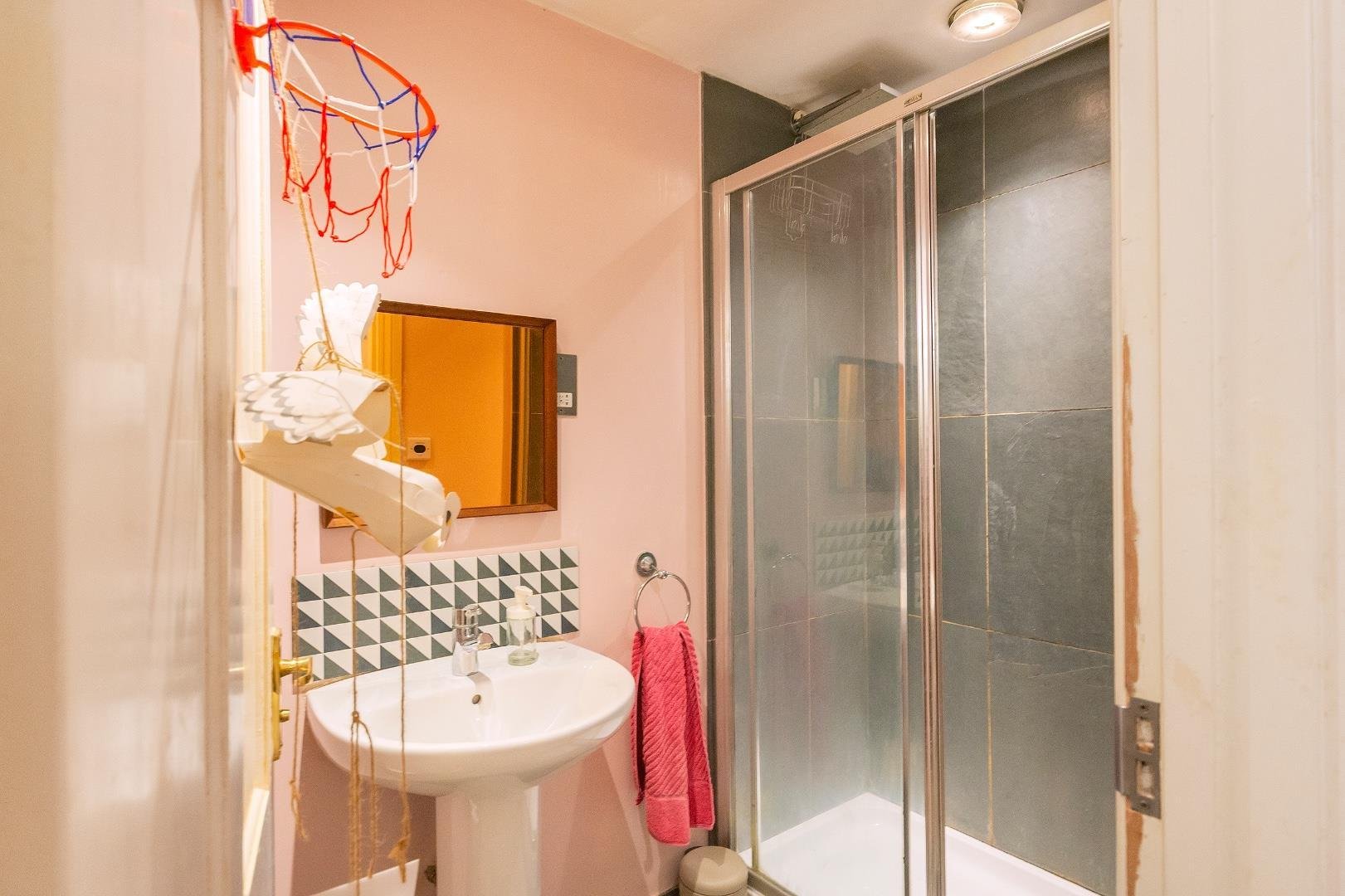 Cotham road cotham 34588739 f51 c8 rcm ensuite b