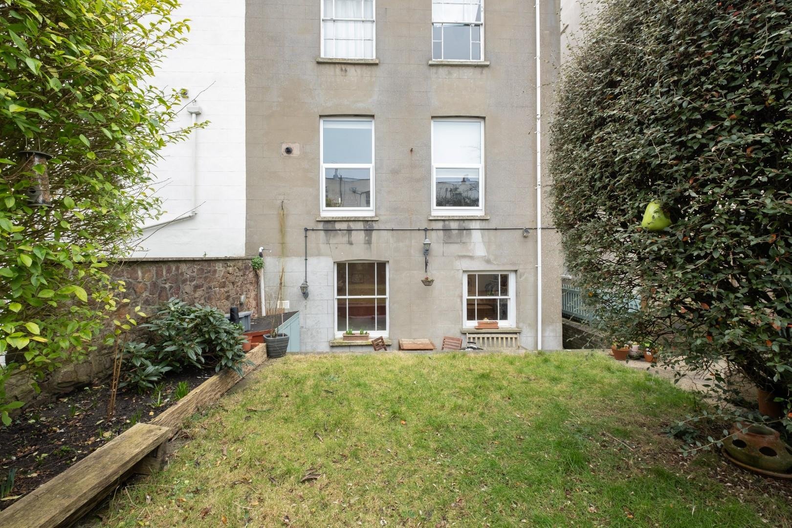 Cotham side cotham 33726417 garden flat 7 cotham side bs6 9276