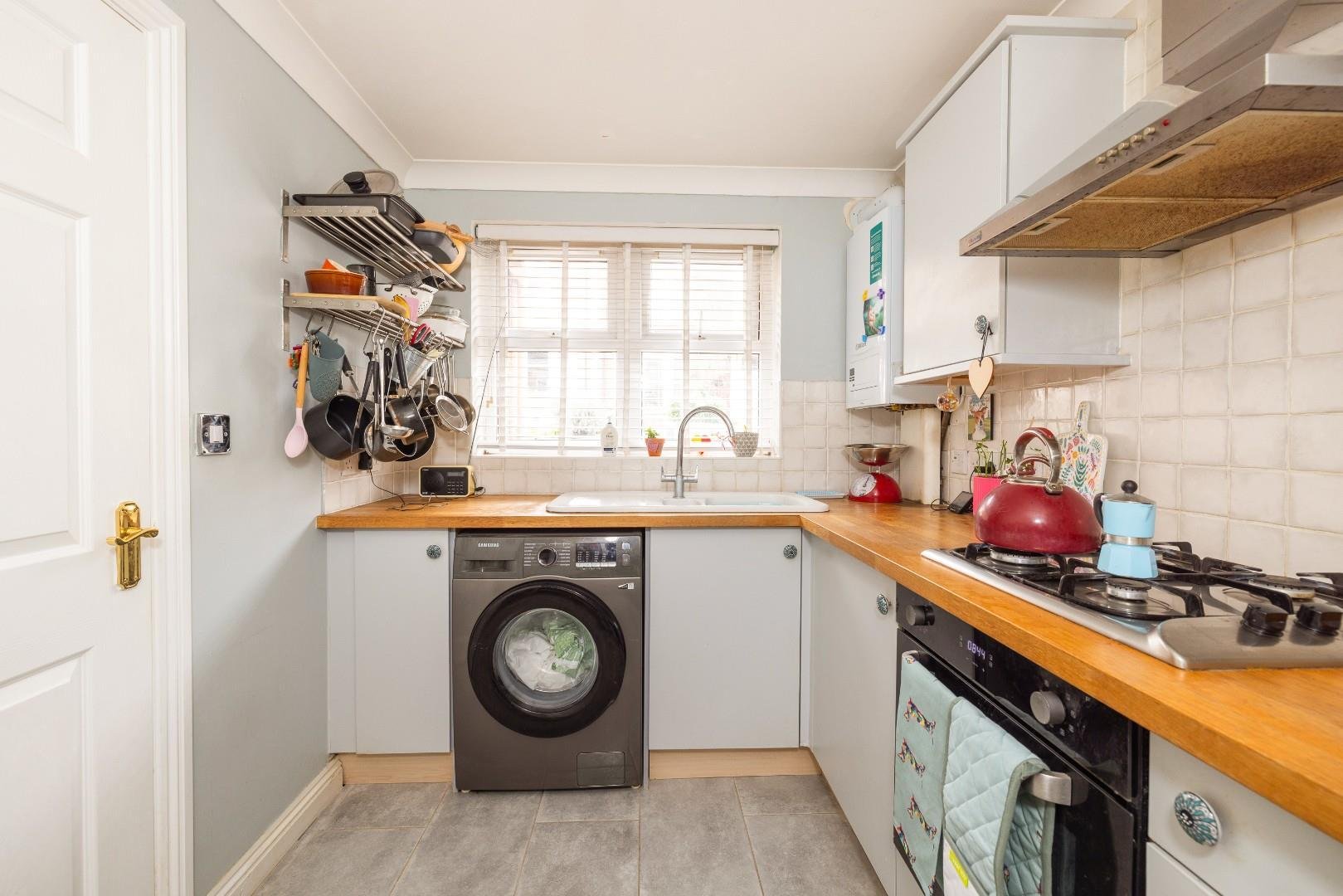 Cotswold road windmill hill 34605556 char0081