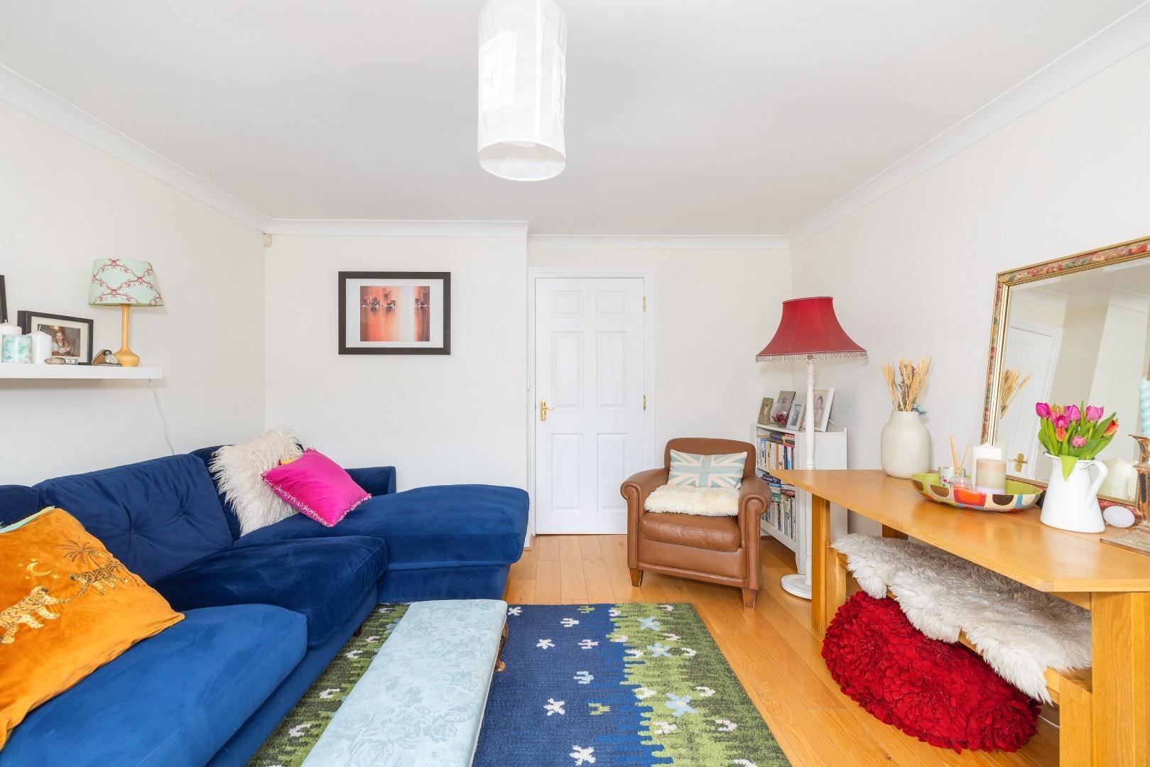 Cotswold road windmill hill 34605556 char0096