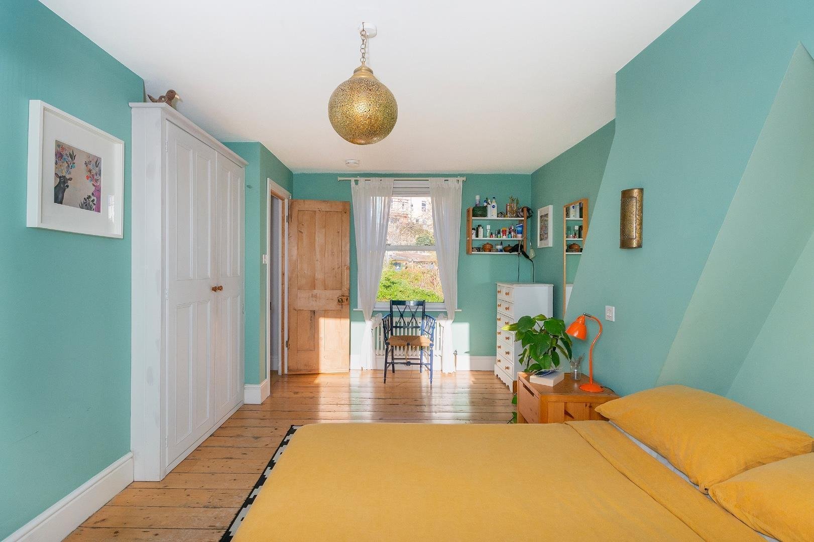 Cotswold road windmill hill 34696105 1 c6 r1 wh bedroom f