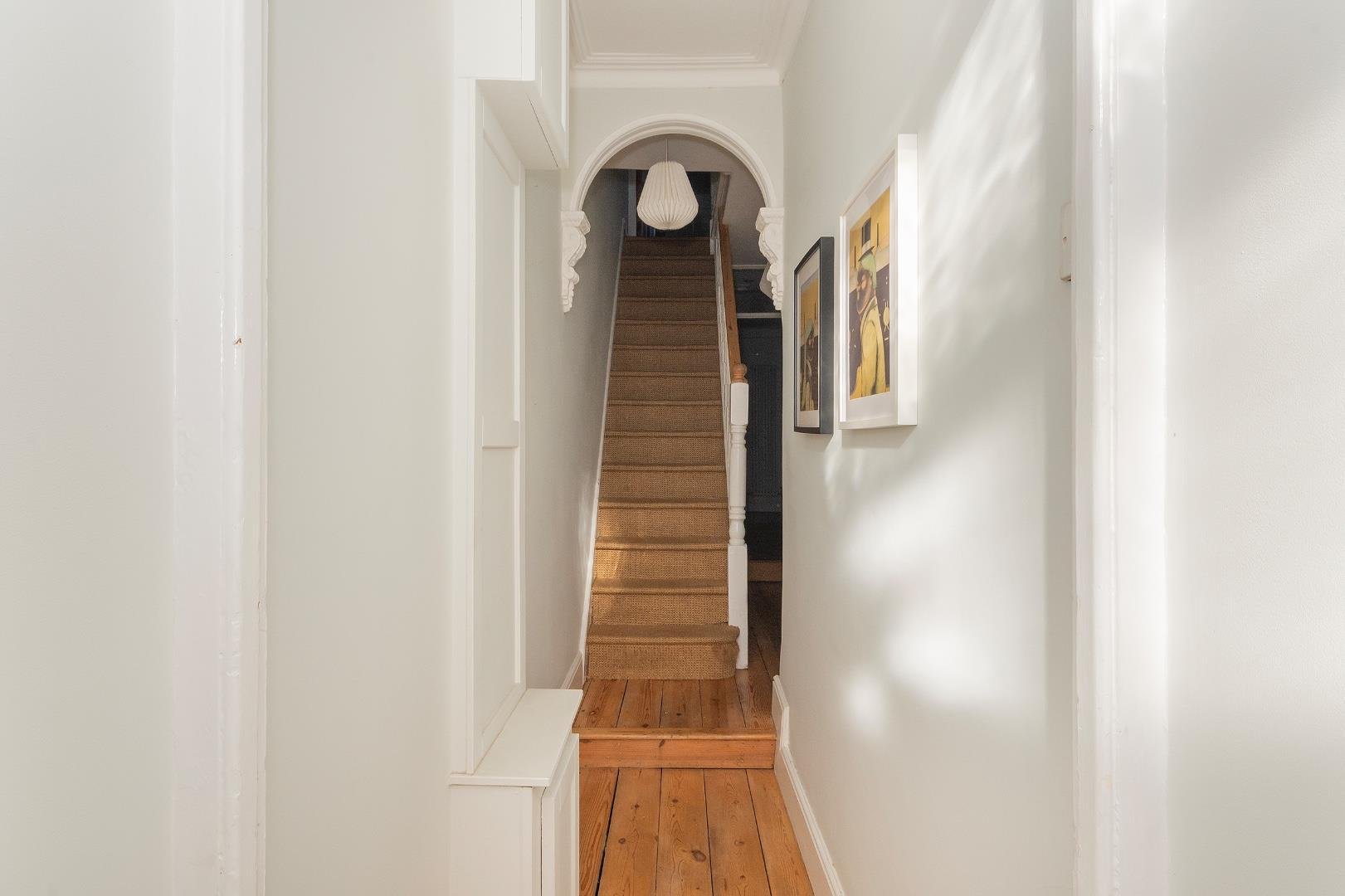 Cotswold road windmill hill 34696105 1 c6 r1 wh hallway a