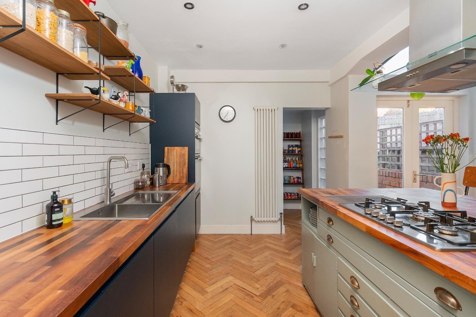 Cotswold road windmill hill 34696105 1 c6 r1 wh kitchen g