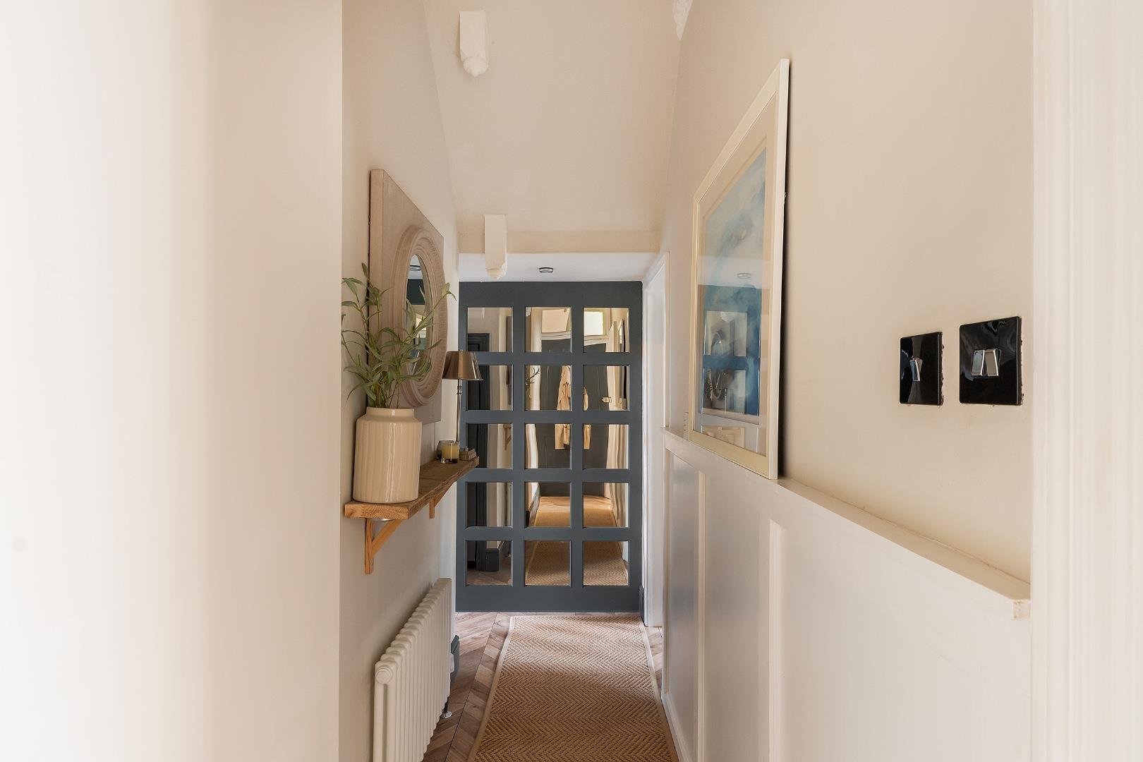 Crowndale road knowle 33611190 g1 f6 crtn hallway c