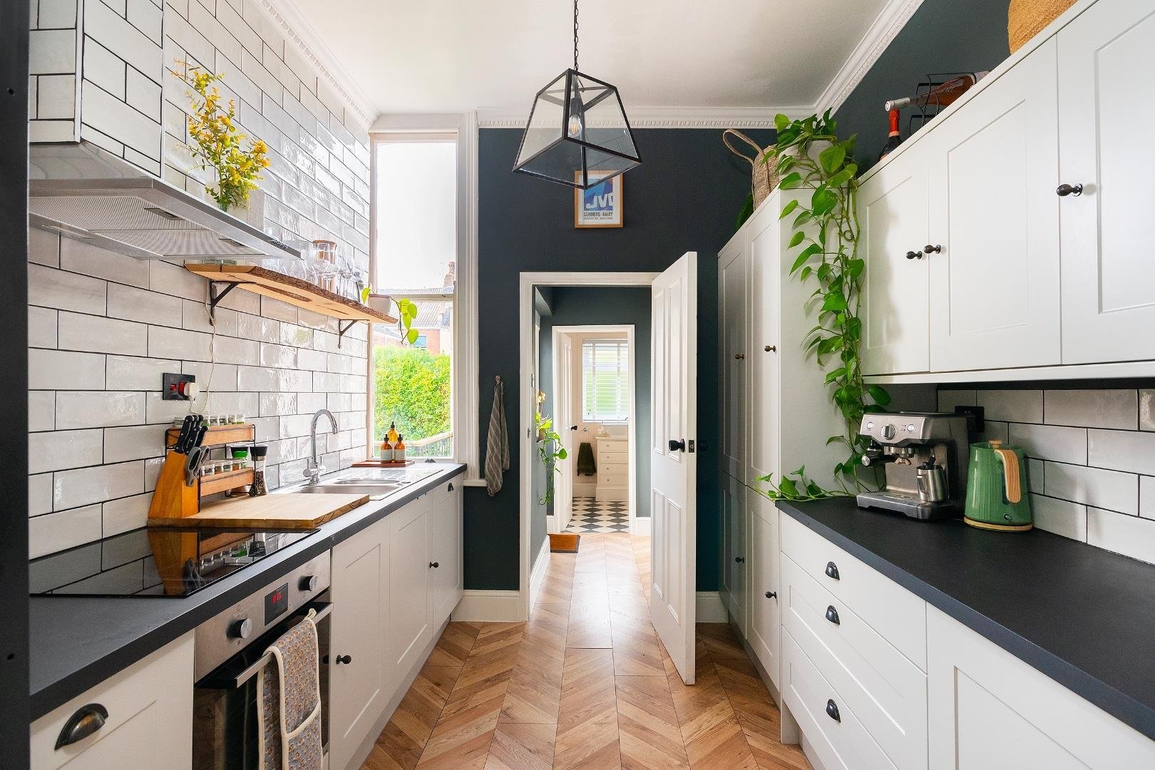 Crowndale road knowle 33611190 g1 f6 crtn kitchen e