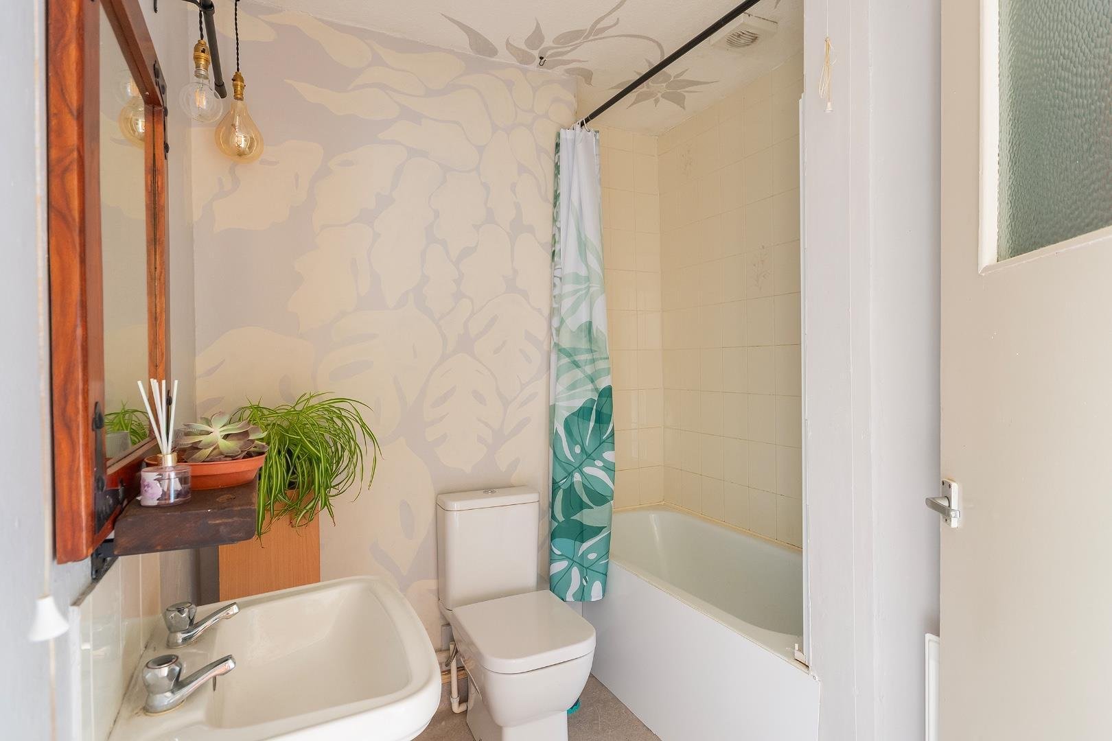 Doncaster road southmead 33830934 1 d1 r1 sd bathroom b