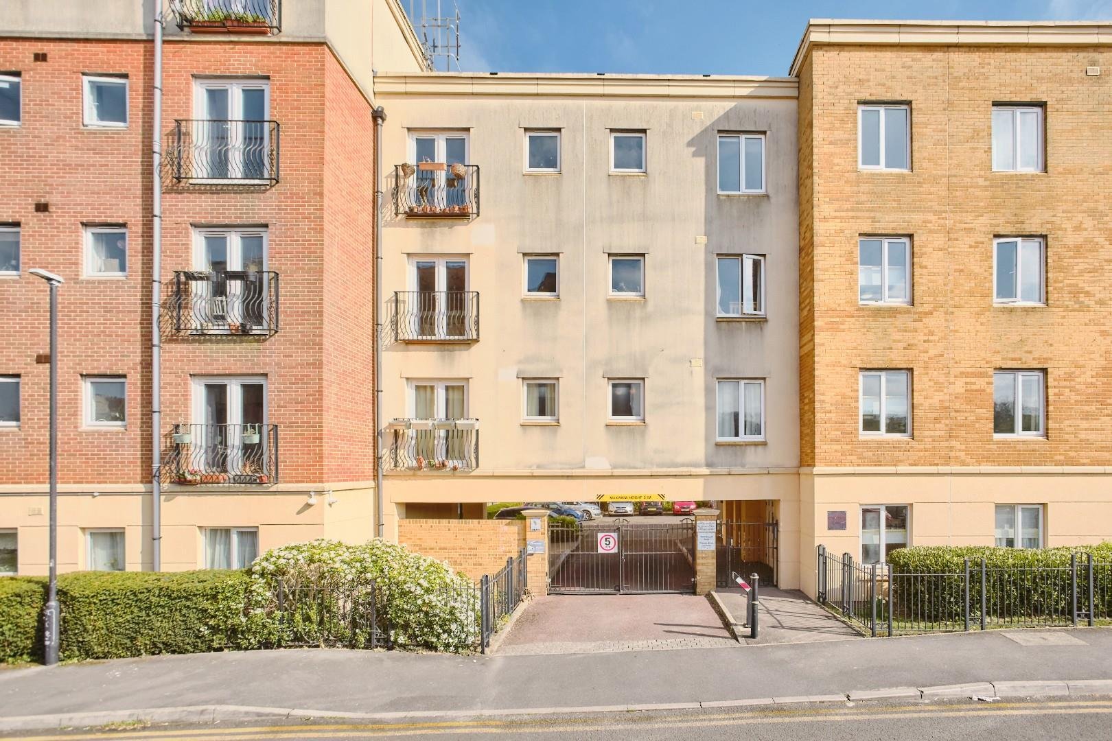 Doudney court bedminster 33820601 jaj bs34 ap 0008
