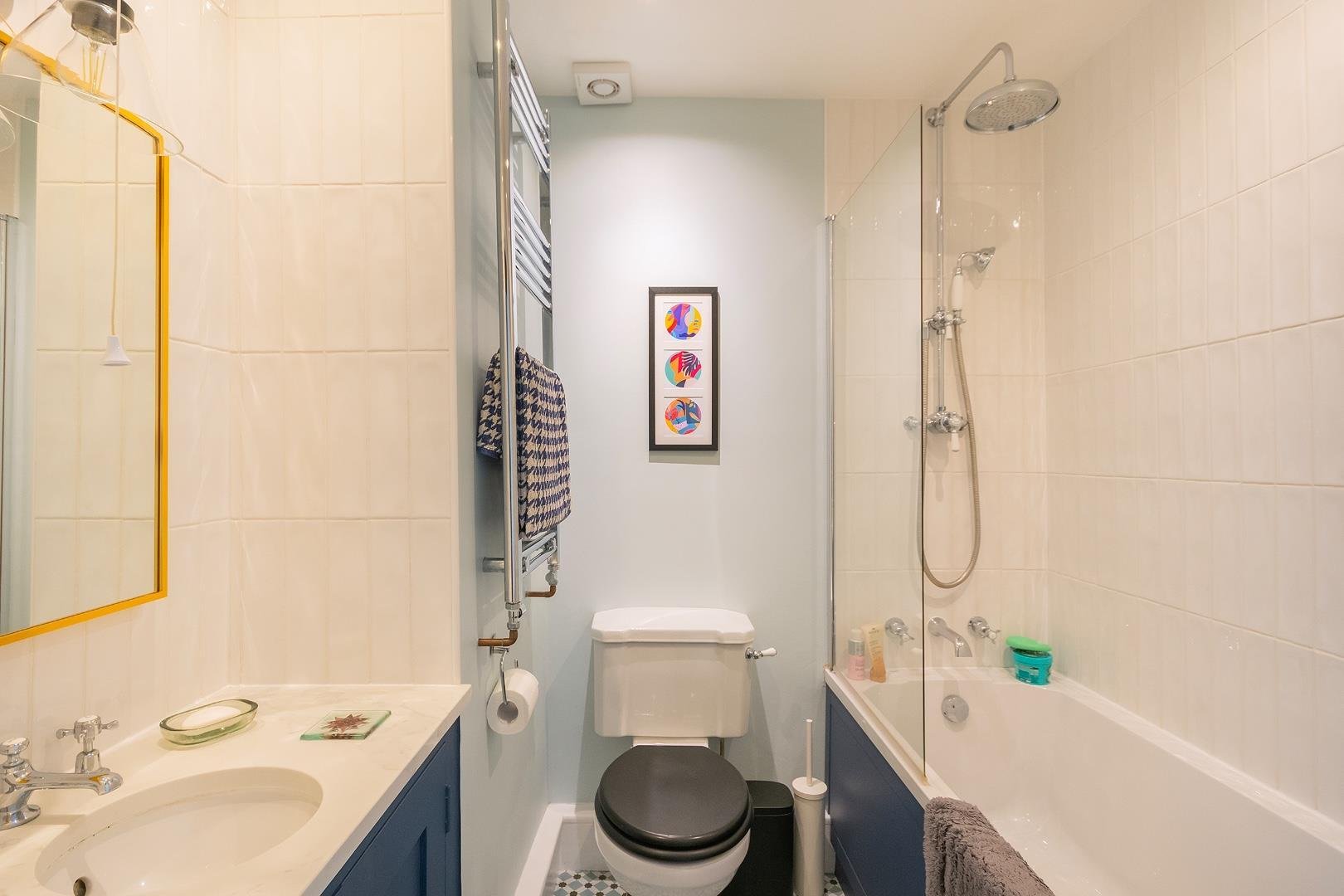 Dowry square hotwells 33826753 gf5 fdshs bathroom b