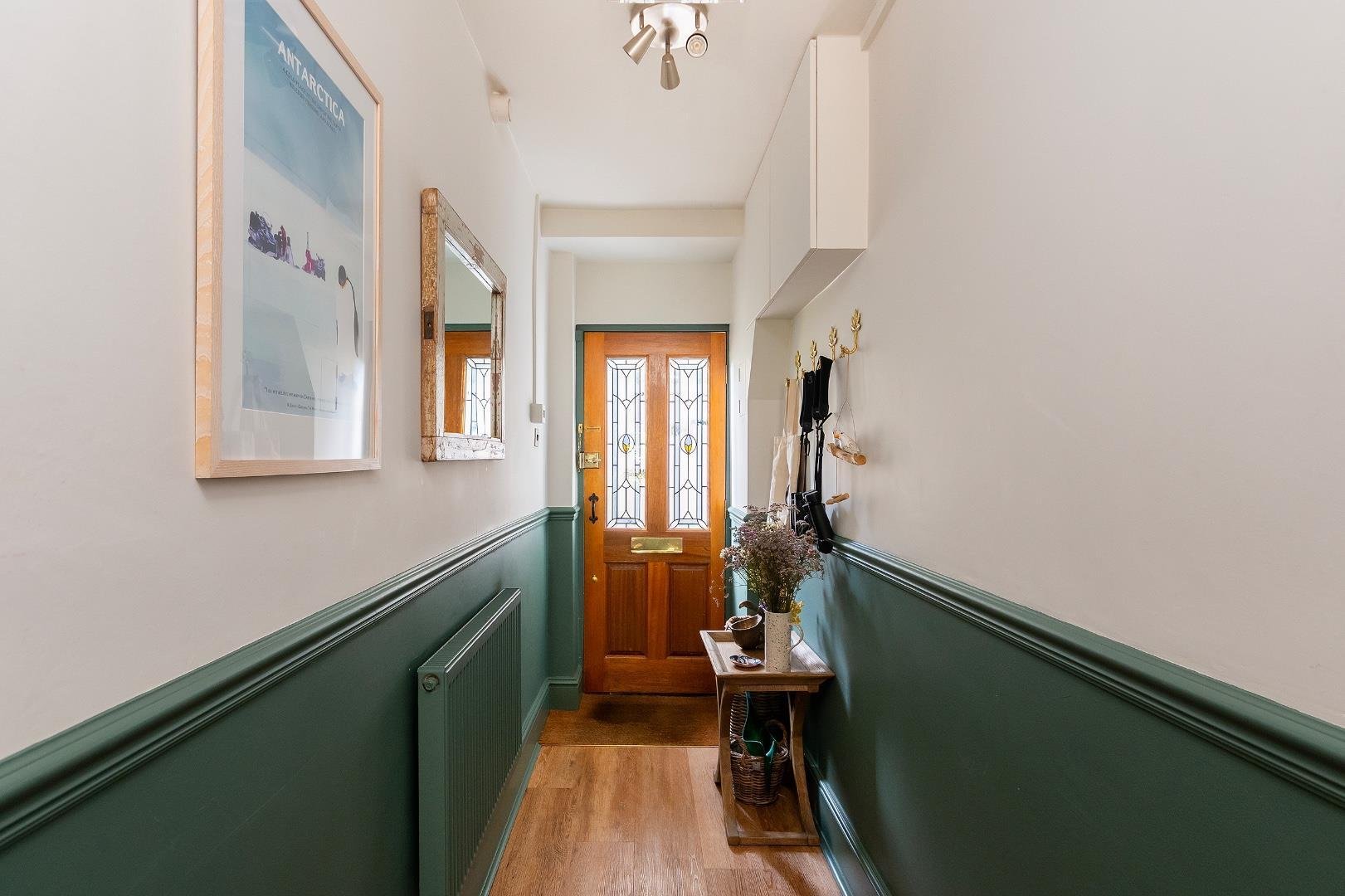 Duchess road clifton 34578333 g1 f6 drcn hallway c