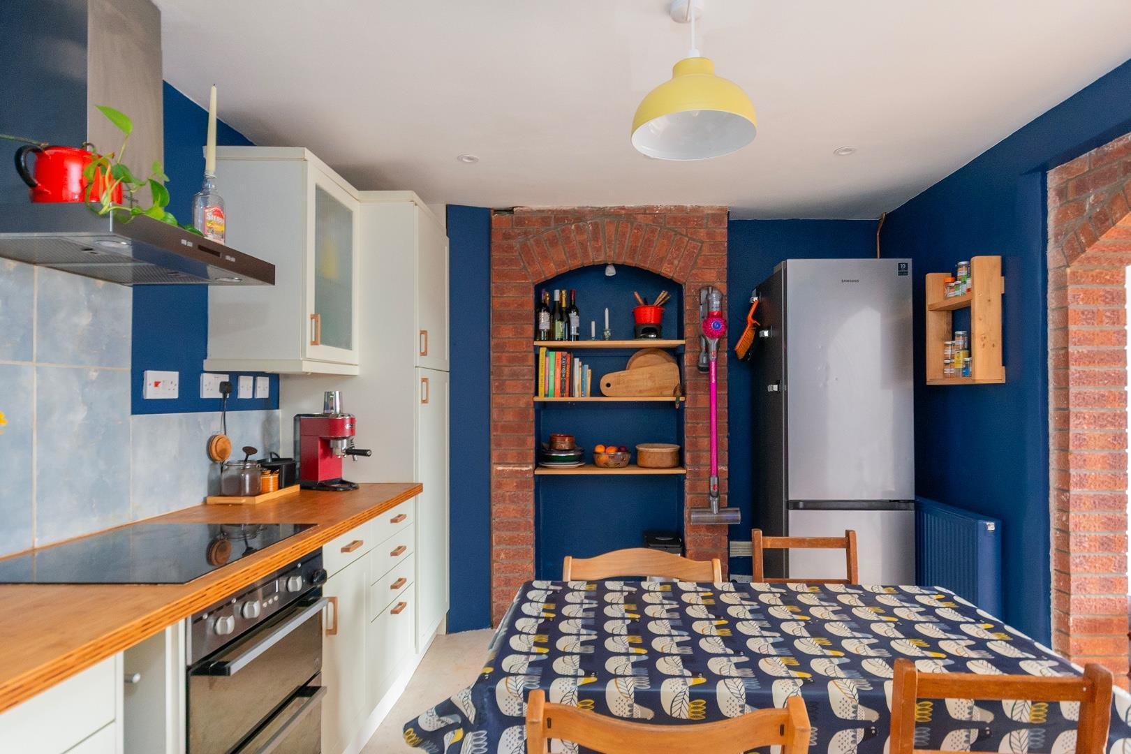 Dunkerry road windmill hill 33768518 4 d7 rwh kitchen b